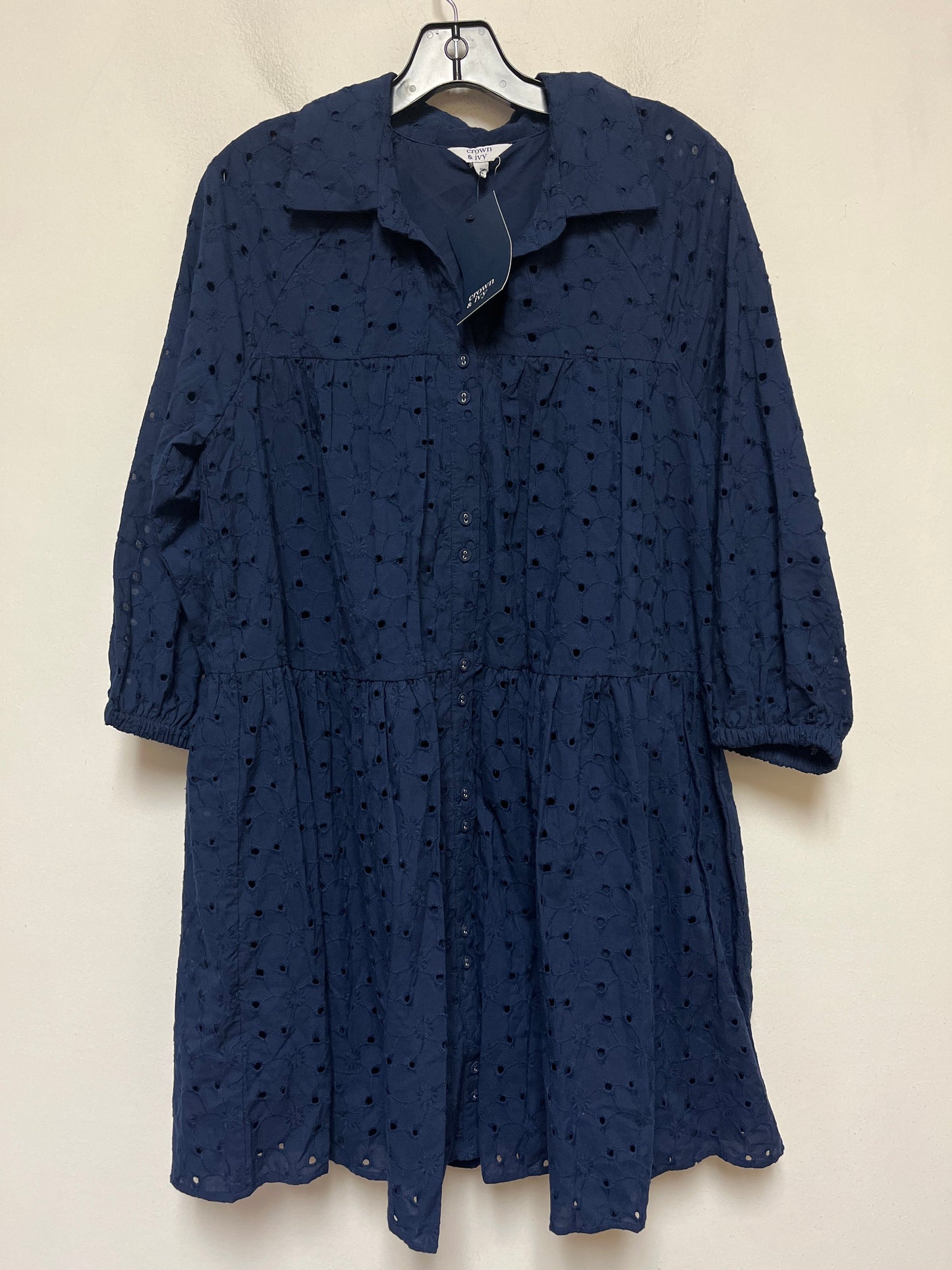 Dress Casual Short By Crown And Ivy In Blue, Size: M