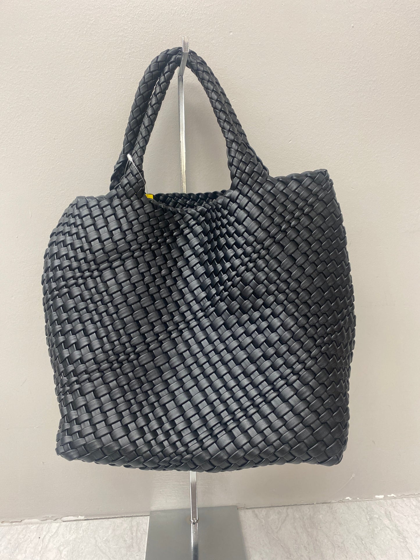 Handbag By Clothes Mentor, Size: Large