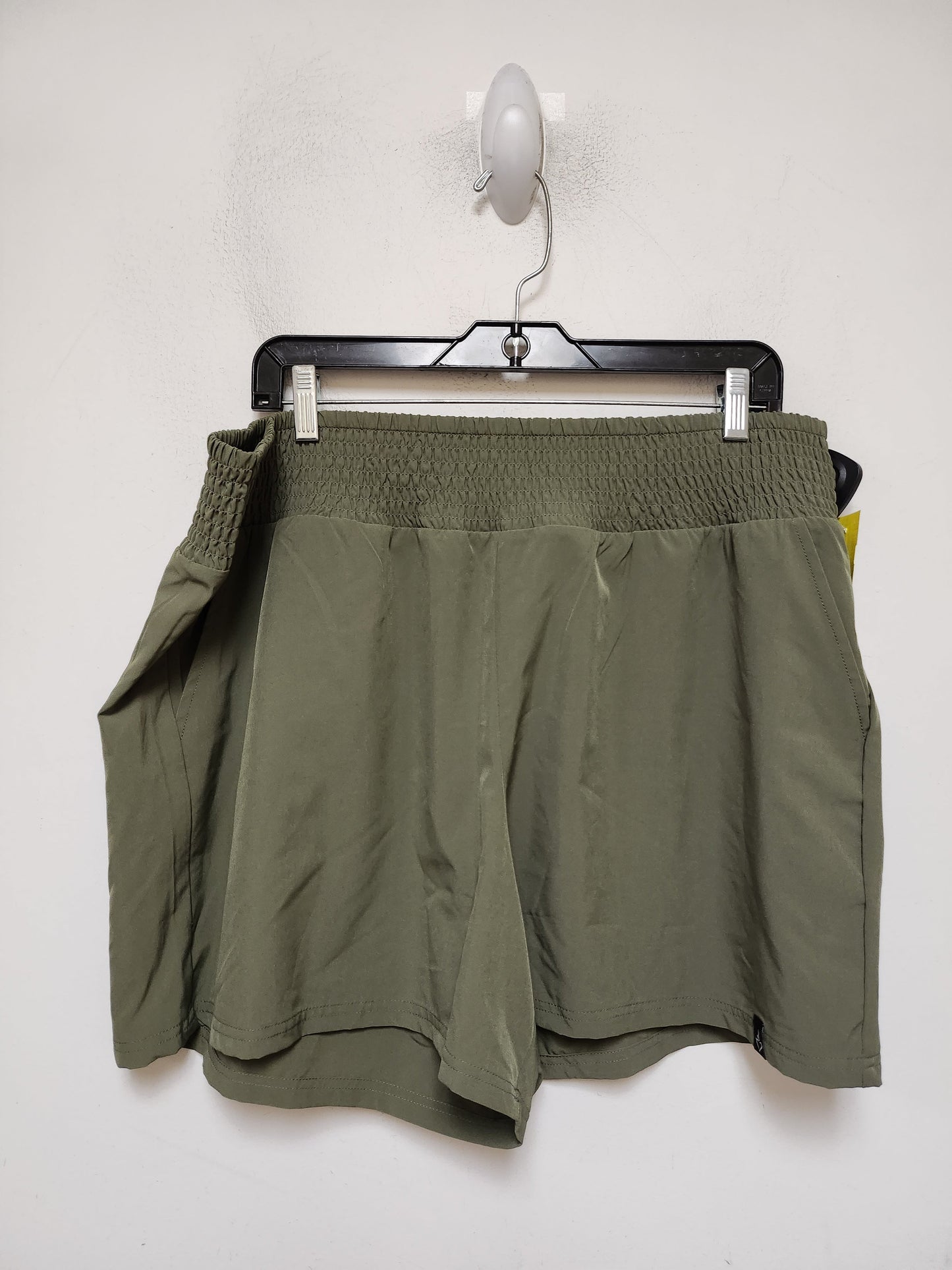 Athletic Shorts By Torrid In Green, Size: 2x