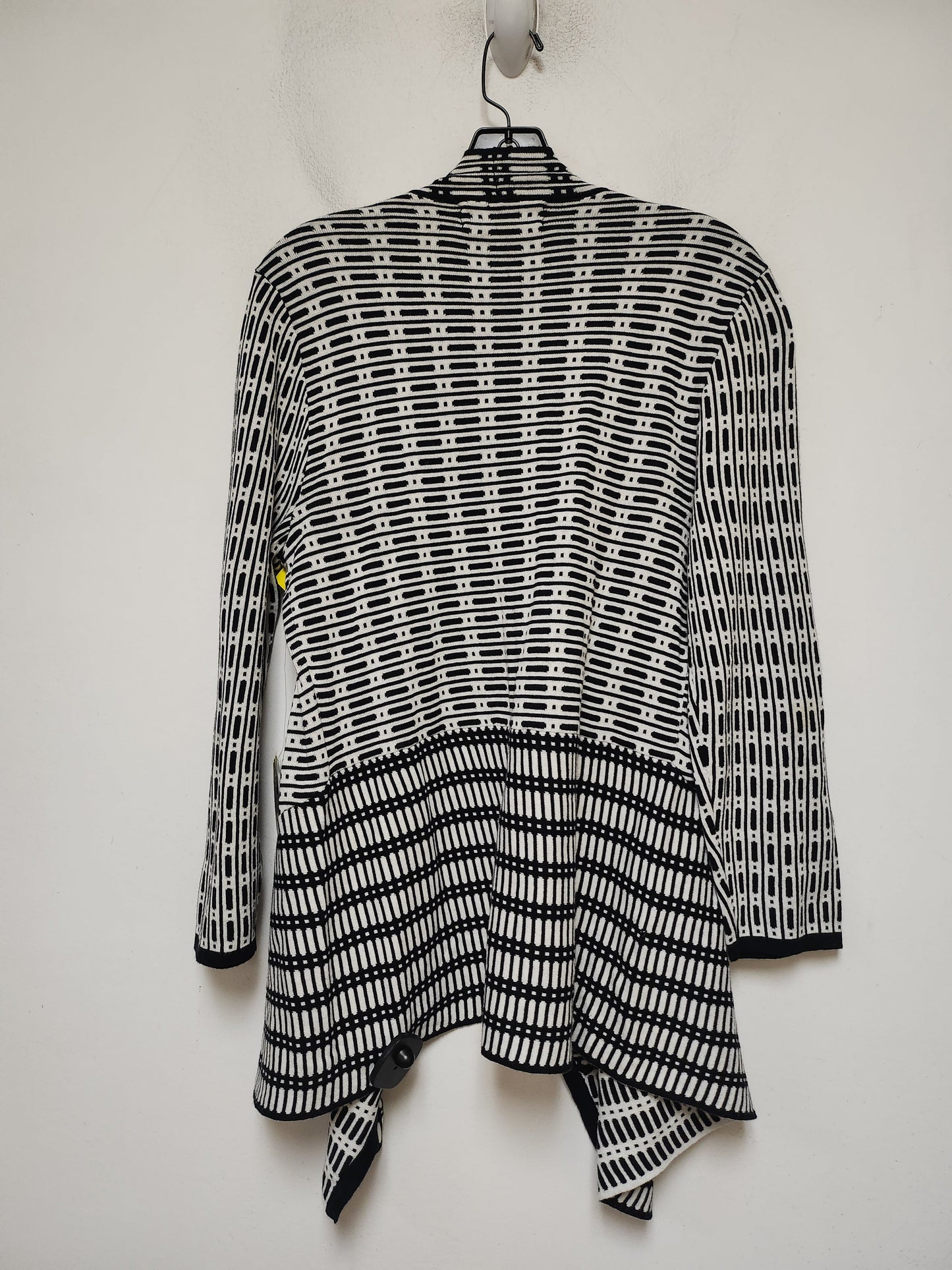 Sweater Cardigan By Kasper In Black & White, Size: M