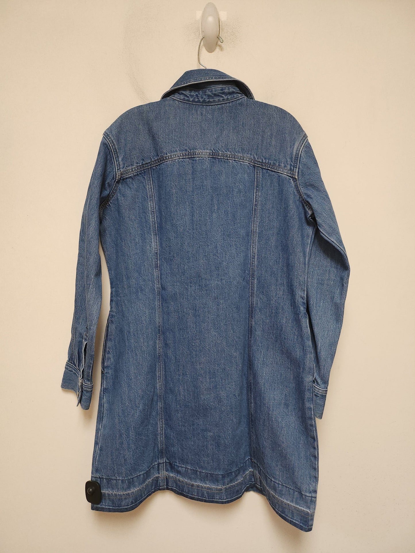 Dress Casual Short By Levis In Blue Denim, Size: M