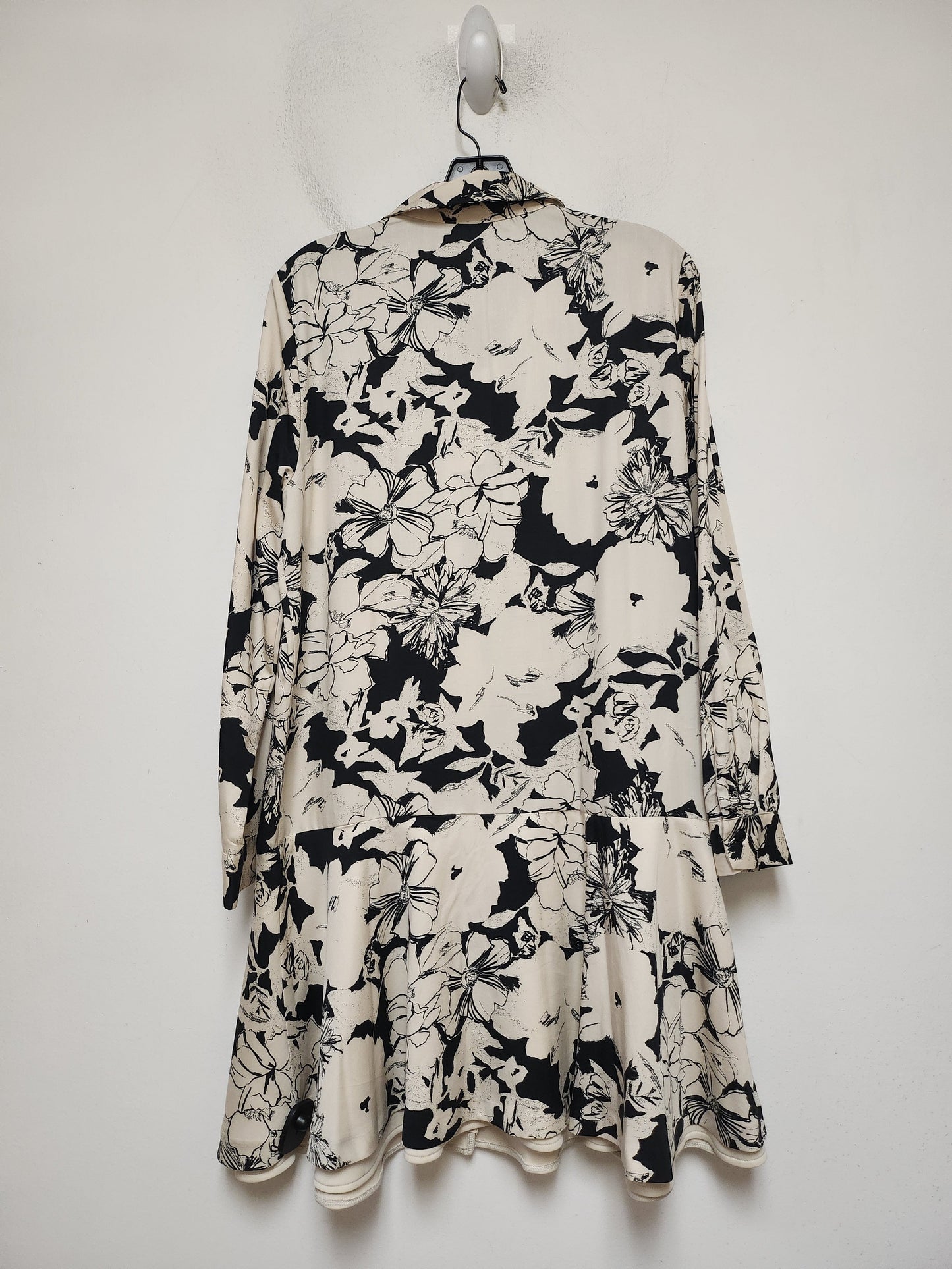 Dress Casual Short By Zara In Floral Print, Size: L