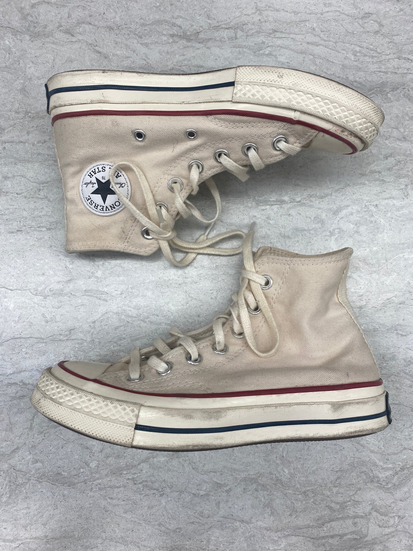 Shoes Sneakers By Converse In Cream, Size: 5.5