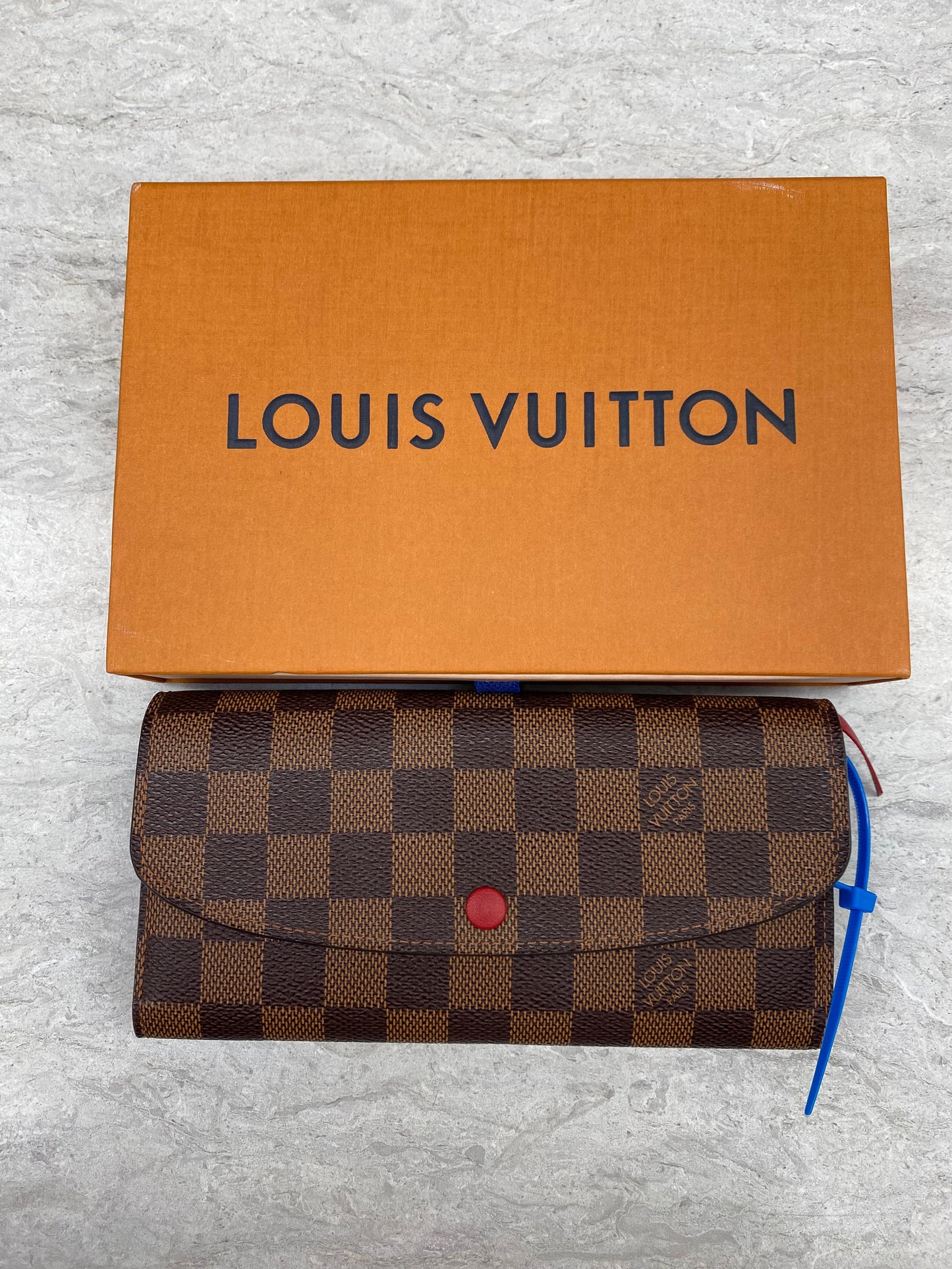 Wallet Luxury Designer By Louis Vuitton, Size: Large