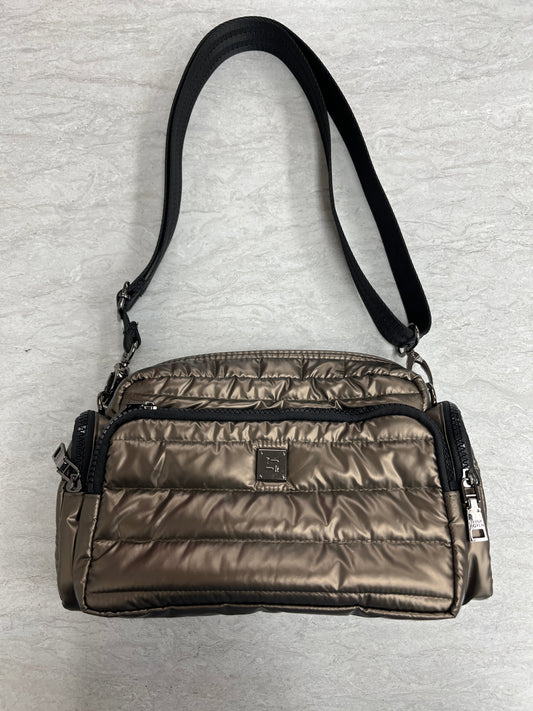 Crossbody By Think Royln, Size: Medium