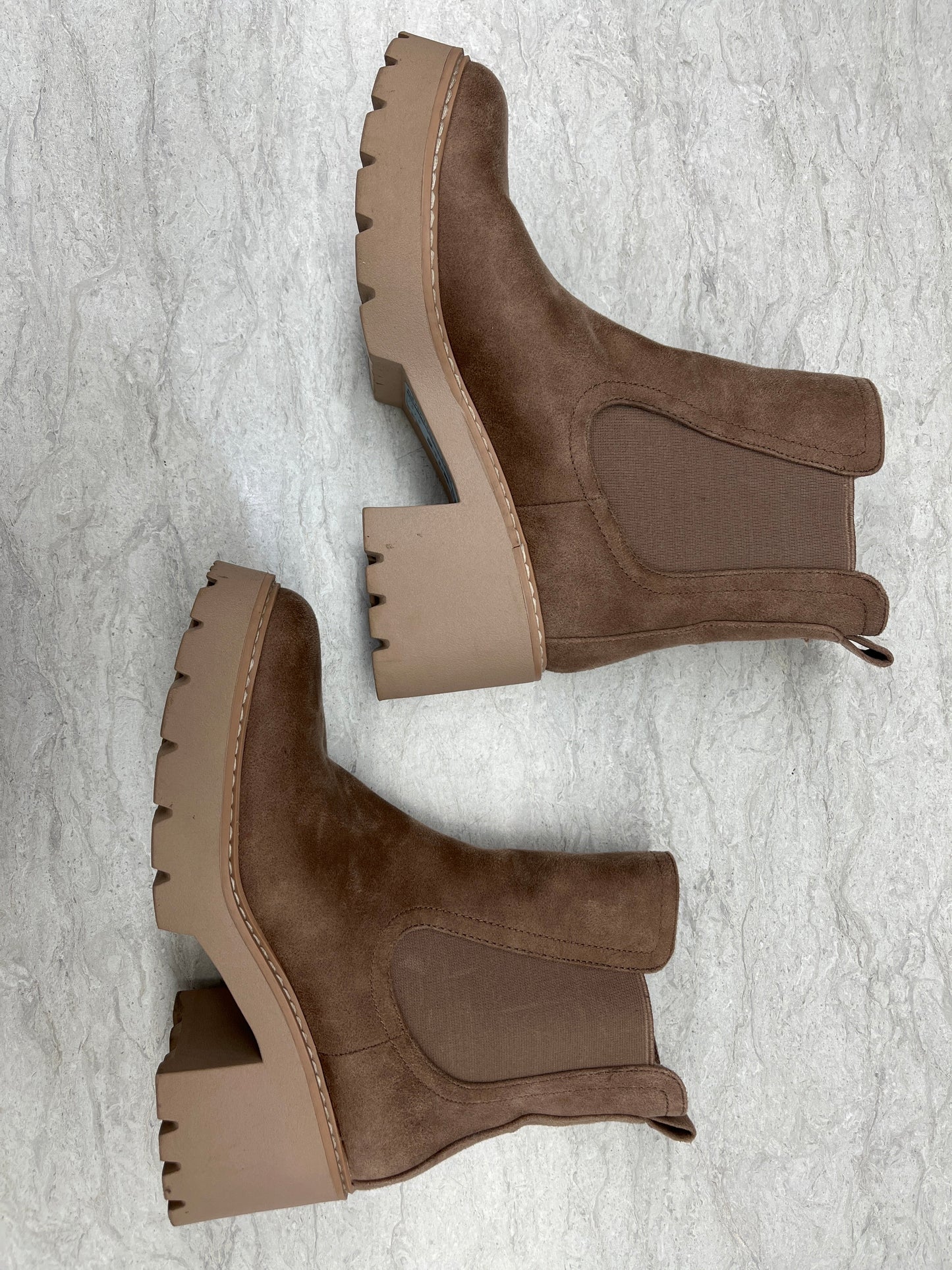 Boots Ankle Heels By Dv In Tan, Size: 7.5