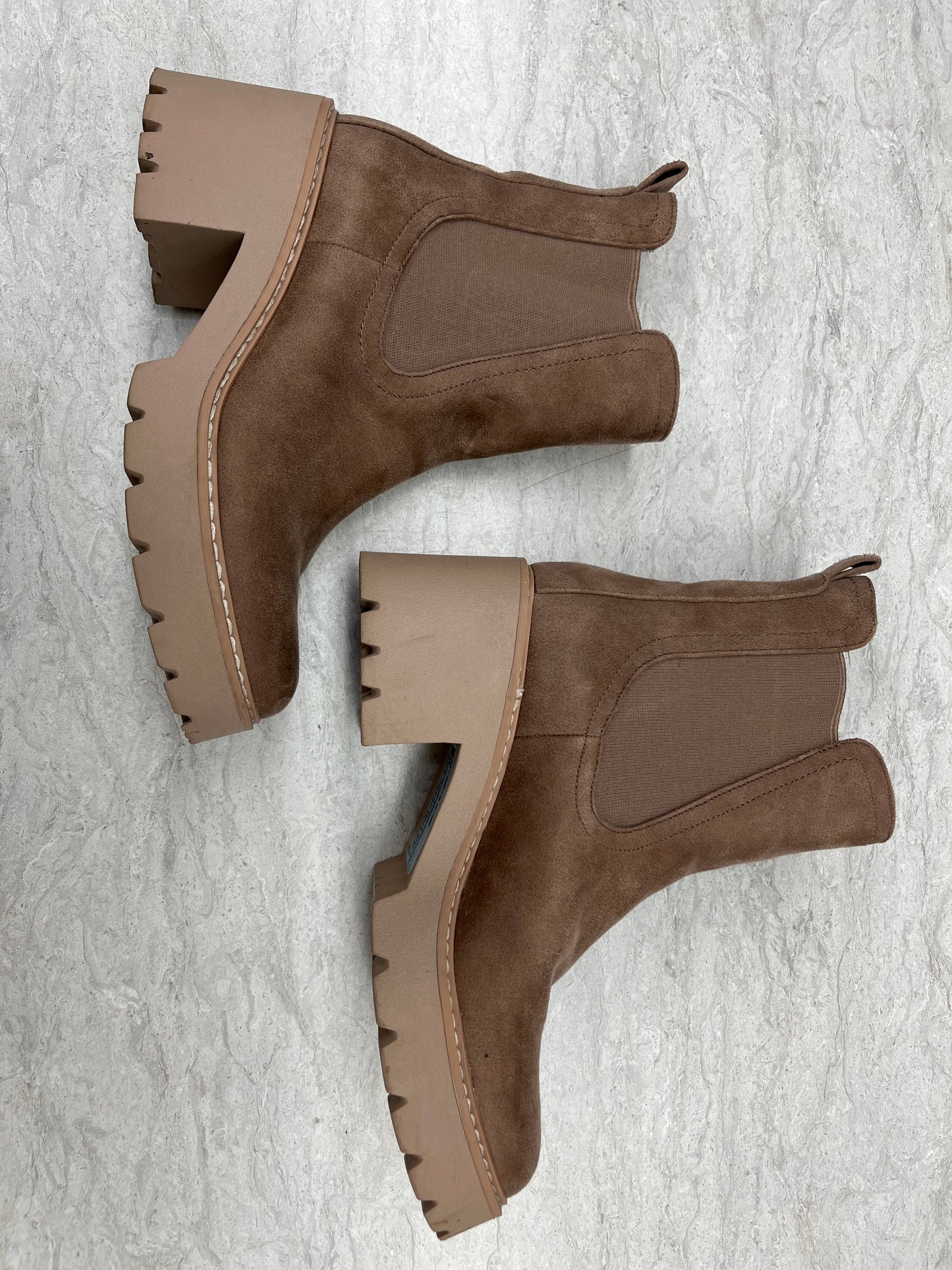 Boots Ankle Heels By Dv In Tan, Size: 7.5