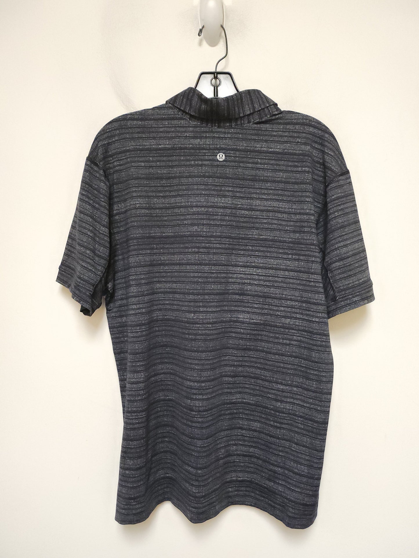 Athletic Top Short Sleeve By Lululemon In Striped Pattern, Size: L