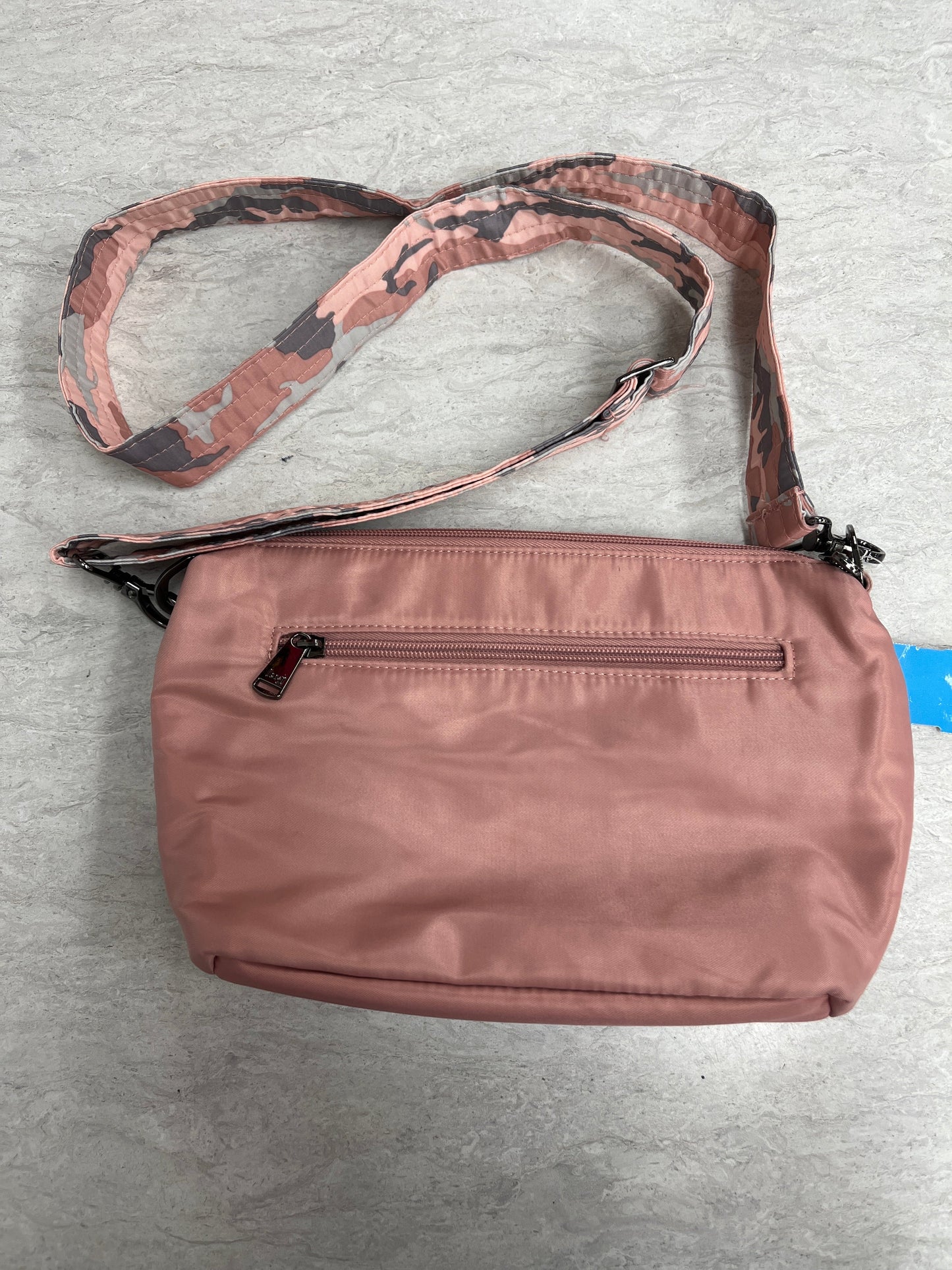 Crossbody By Clothes Mentor, Size: Medium