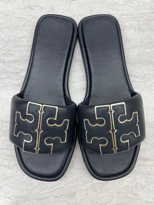 Sandals Designer By Tory Burch In Black & Gold, Size: 7