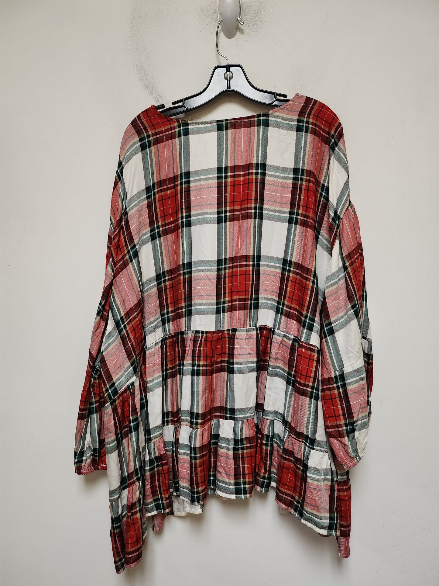 Top Long Sleeve By Cato In Plaid Pattern, Size: 3x