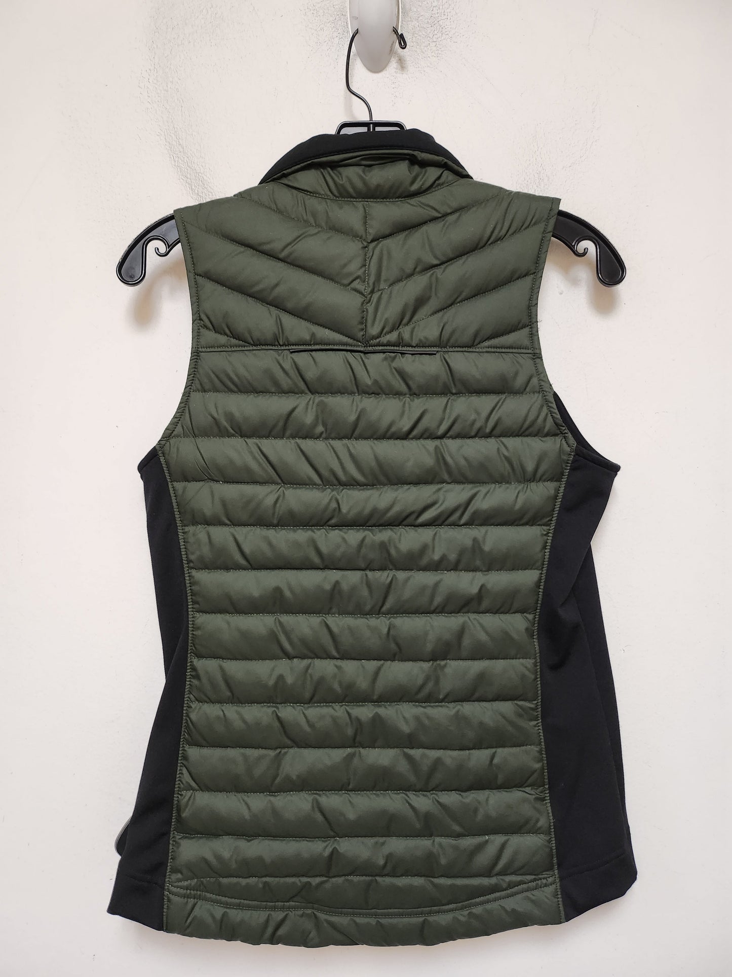 Vest Puffer & Quilted By Lucy In Black & Green, Size: S