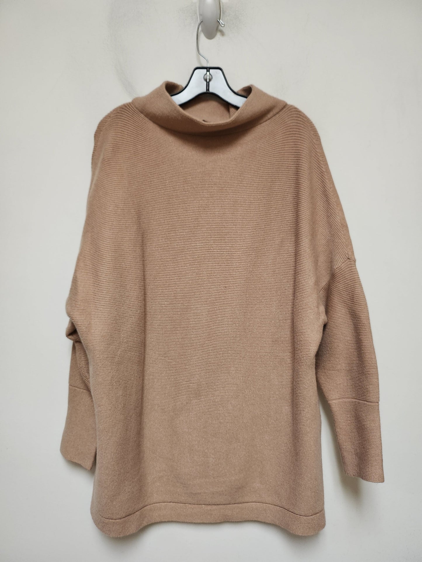 Sweater By Clothes Mentor In Tan, Size: M