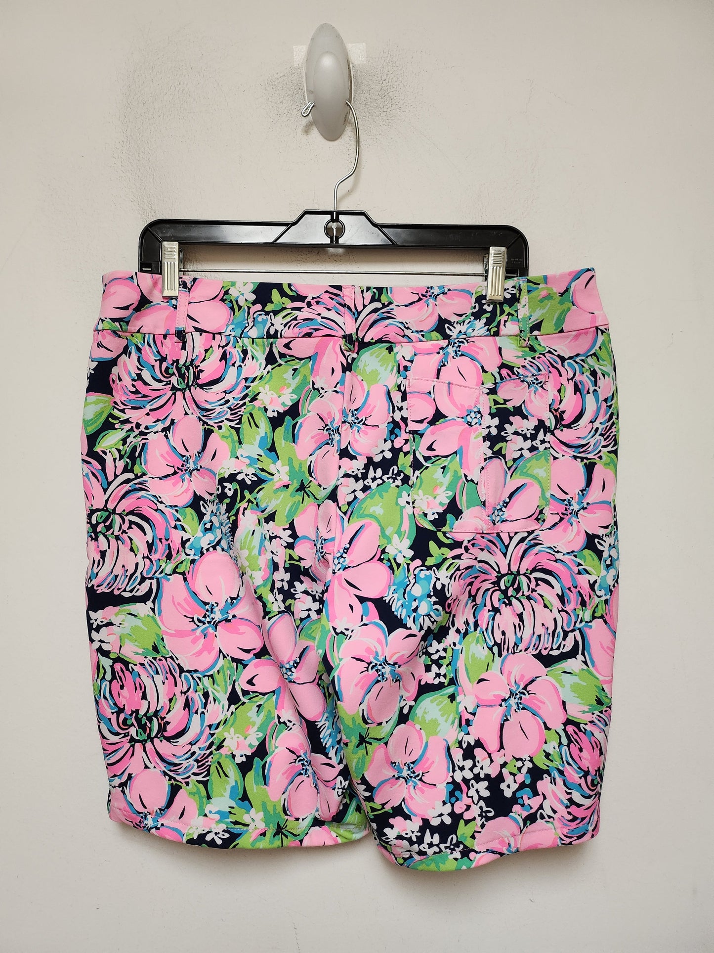 Shorts Designer By Lilly Pulitzer In Floral Print, Size: 14