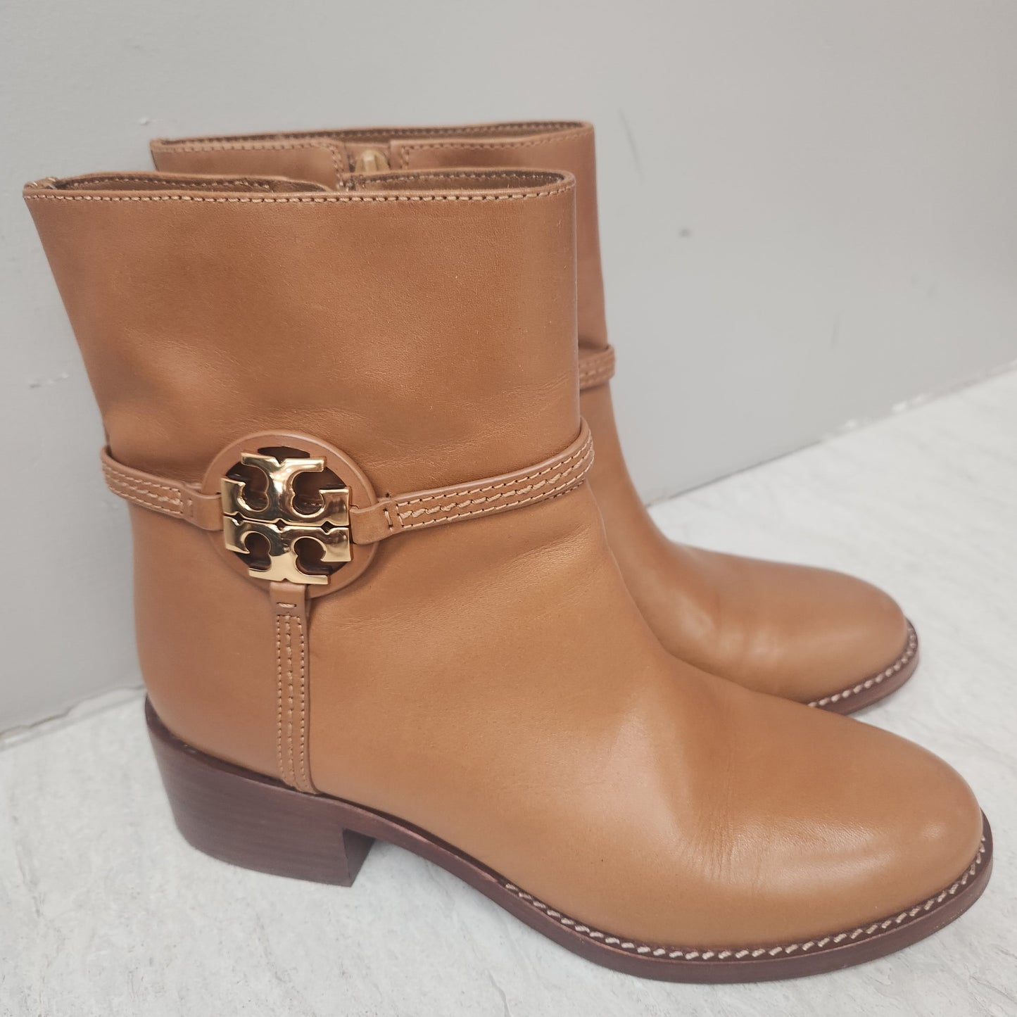 Boots Designer By Tory Burch In Tan, Size: 9.5