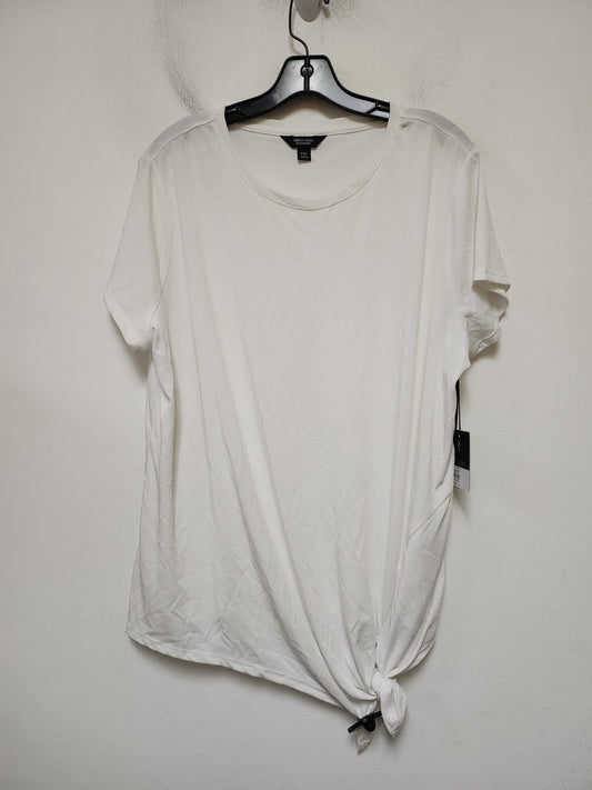 Top Short Sleeve Basic By Simply Vera In White, Size: Xxl