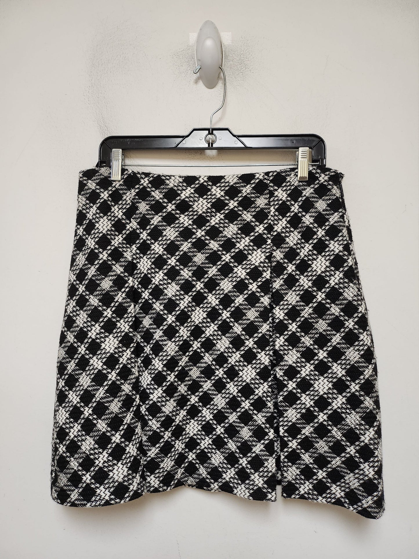 Skirt Designer By Karl Lagerfeld In Black & White, Size: 10