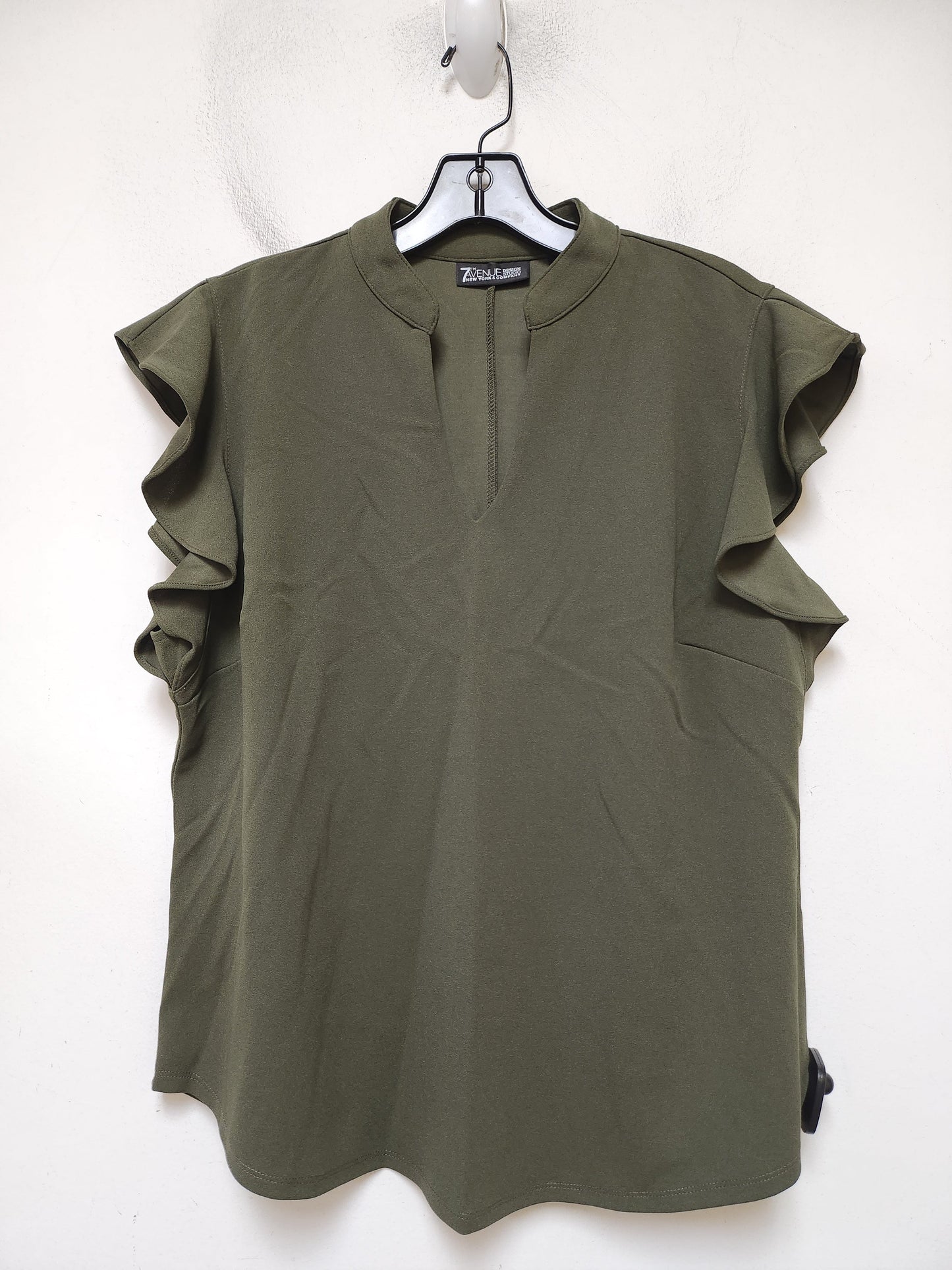 Top Short Sleeve By New York And Co In Green, Size: Xl