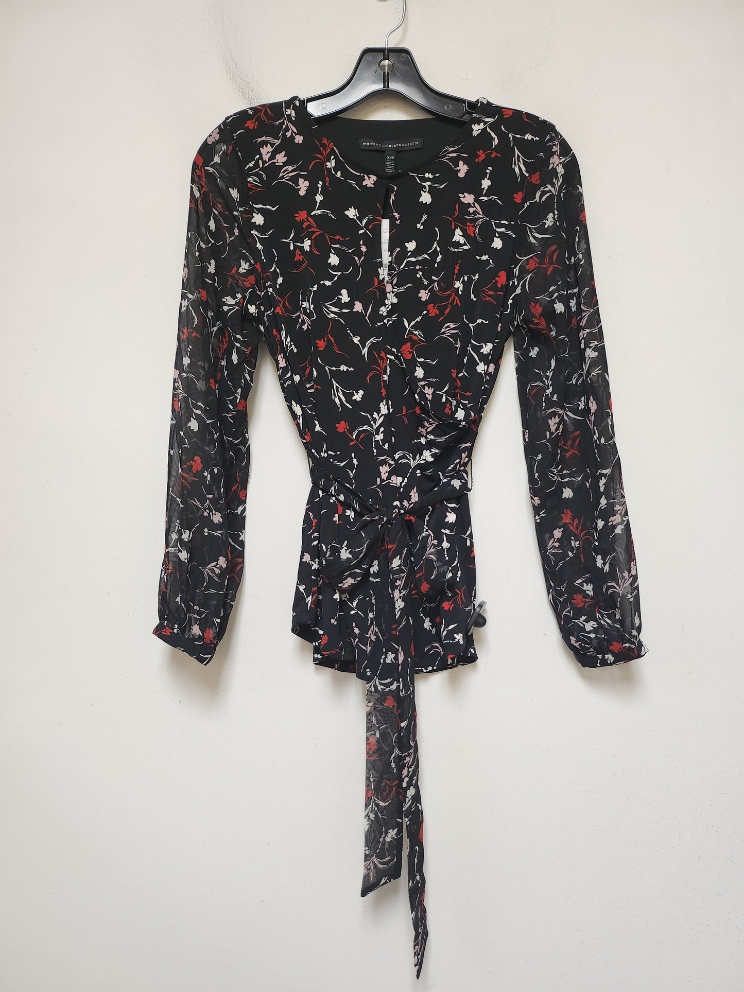 Top Long Sleeve By White House Black Market In Floral Print, Size: Xs