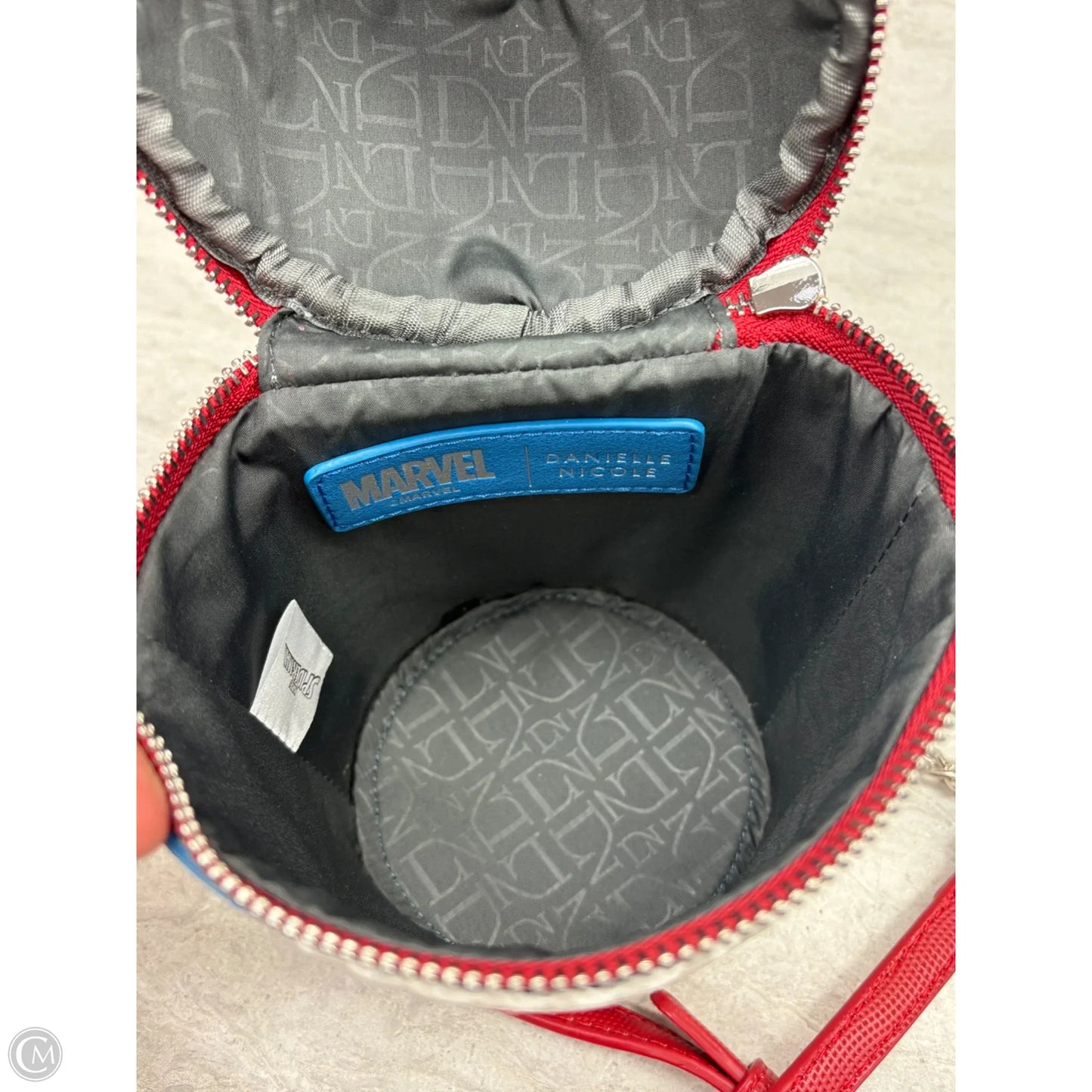 Crossbody By Clothes Mentor, Size: Small