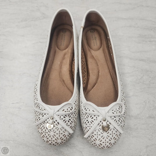 Shoes Flats By Giani Bernini In White, Size: 6.5