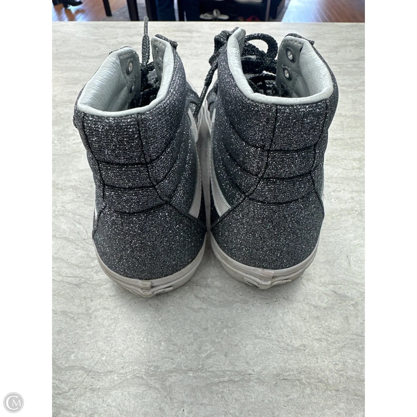 Shoes Sneakers By Vans In Silver, Size: 9