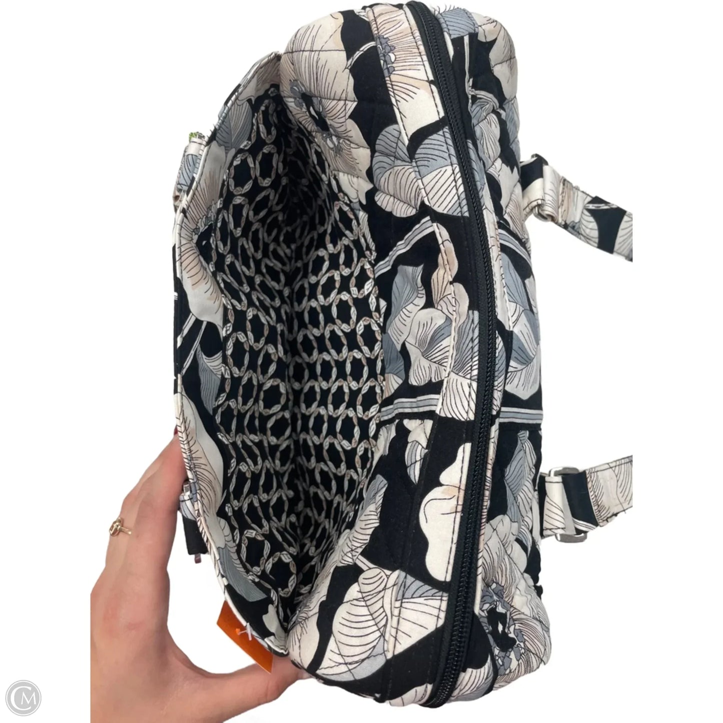 Handbag By Vera Bradley, Size: Medium