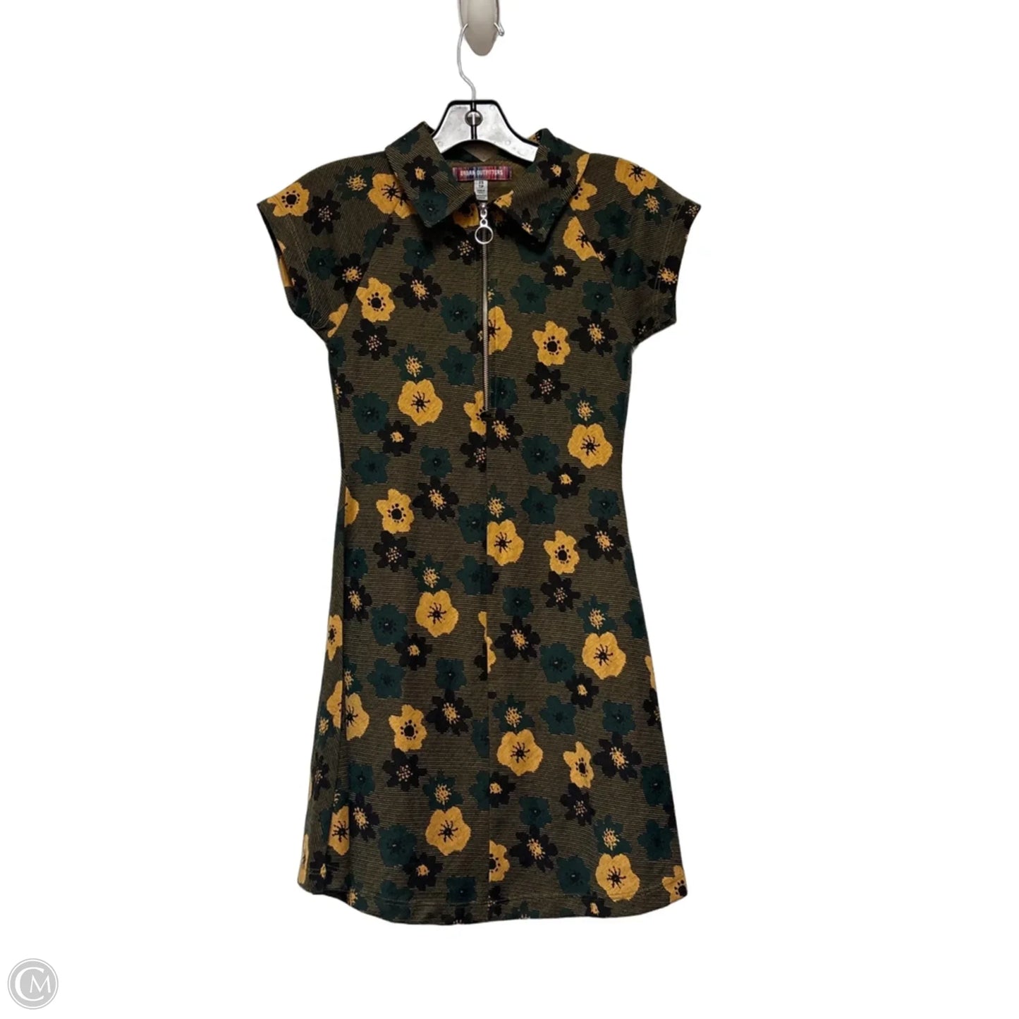 Dress Casual Short By Urban Outfitters In Floral Print, Size: Xs