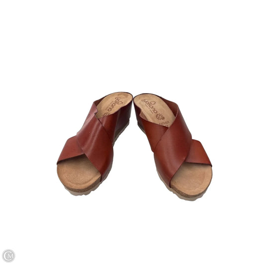 Sandals Heels Wedge By Yokono In Brown, Size: 8