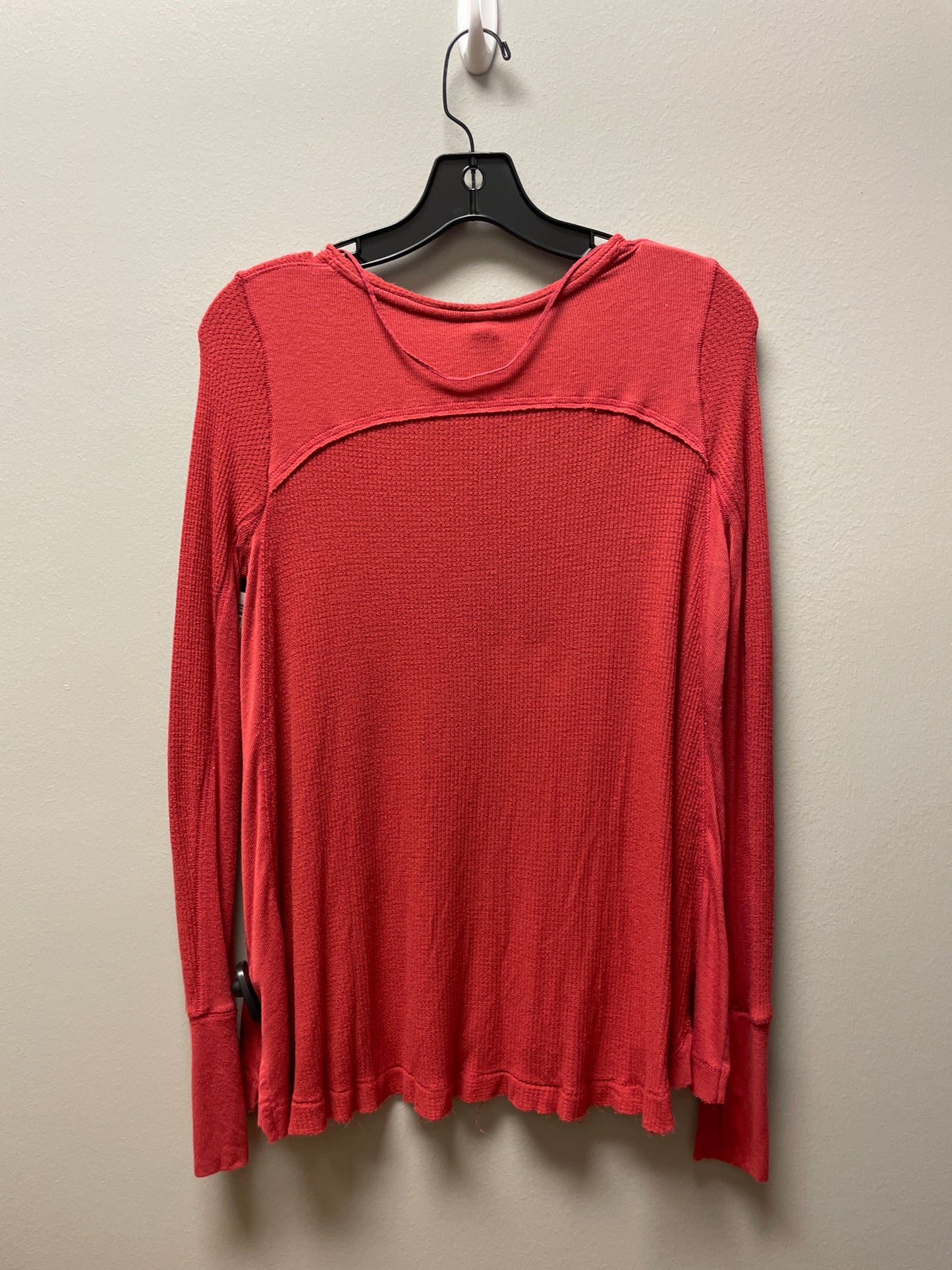 Top Long Sleeve By We The Free In Red, Size: Xs