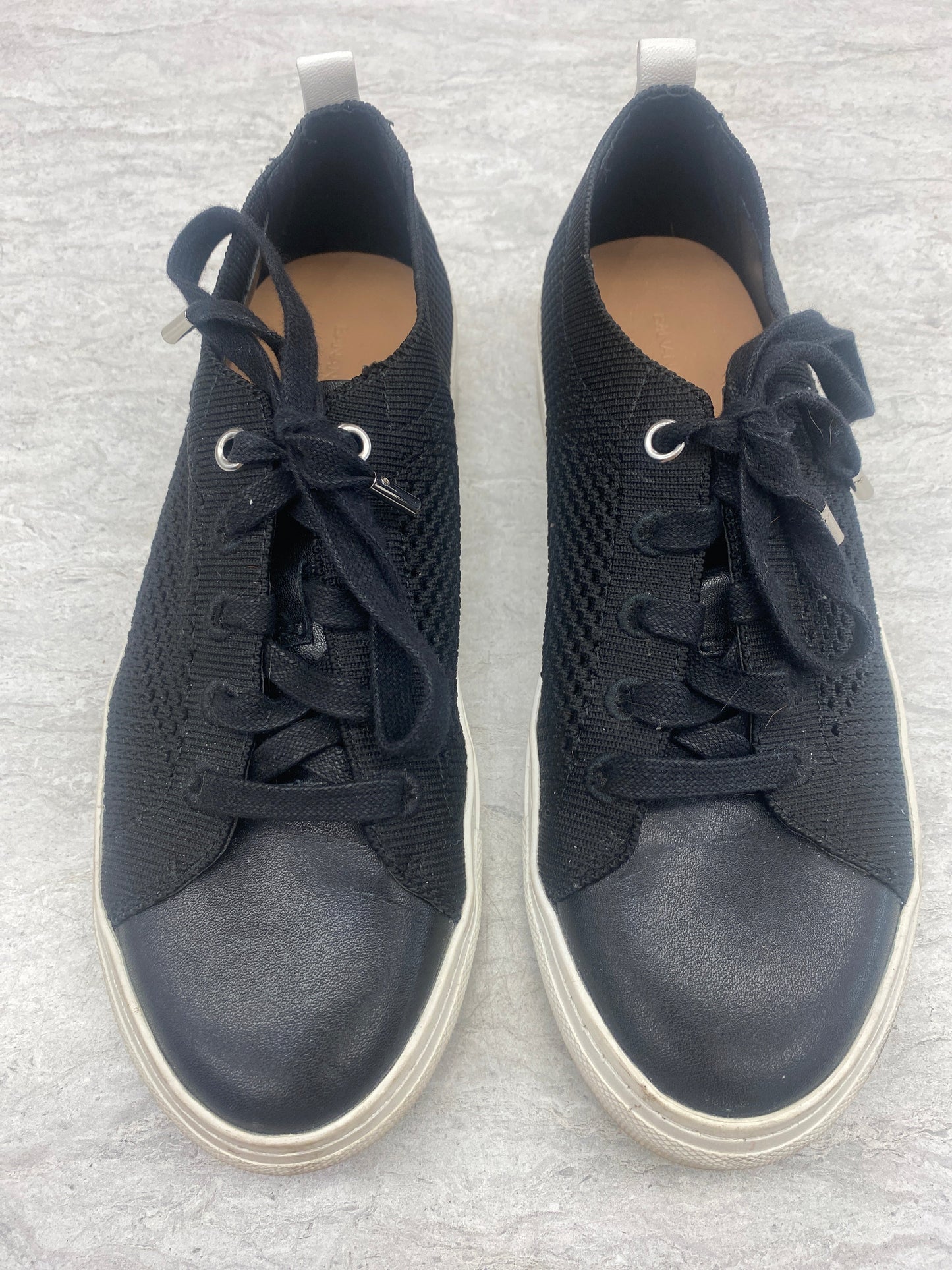 Black Shoes Sneakers Banana Republic, Size 7.5