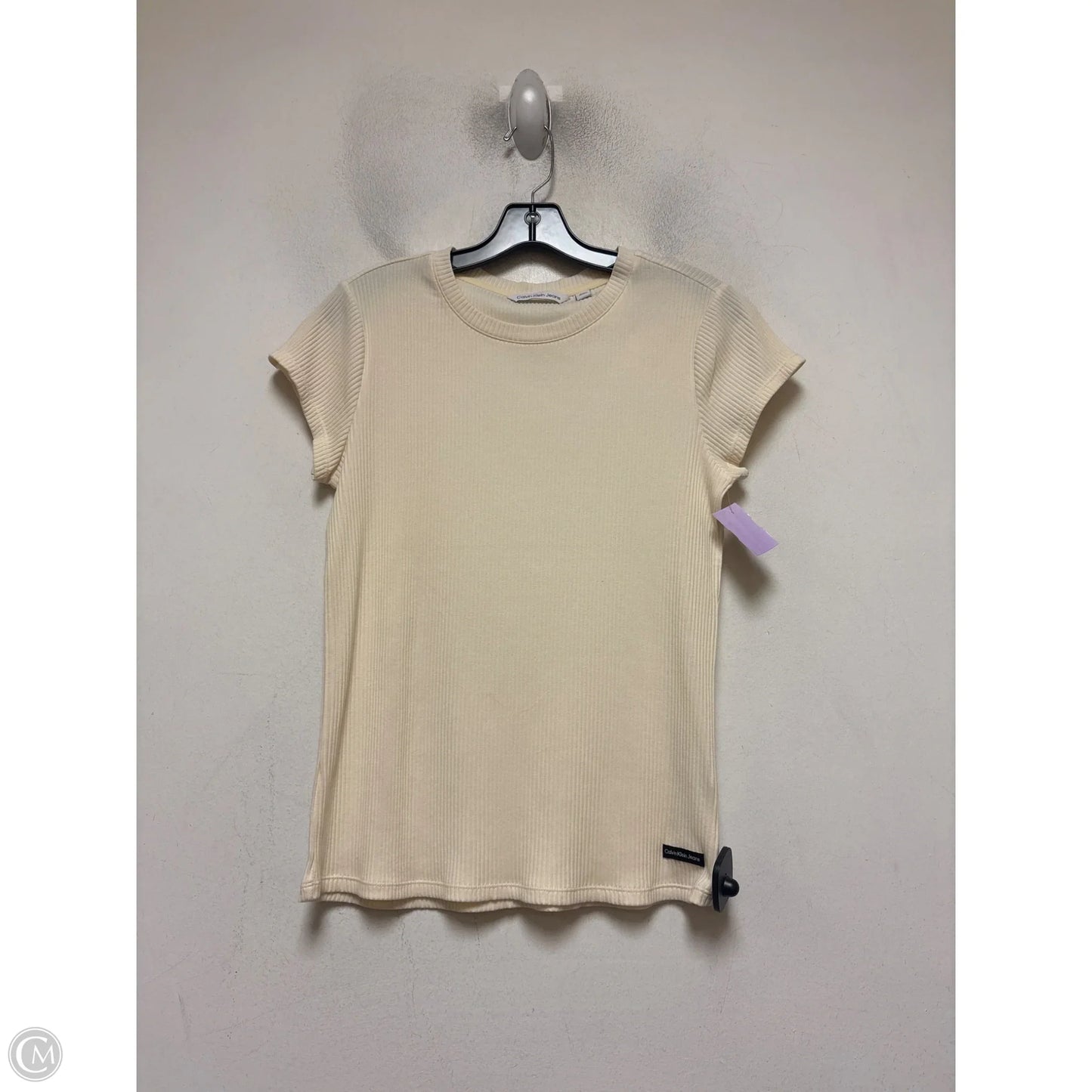 Top Short Sleeve By Calvin Klein In Cream, Size: Xl