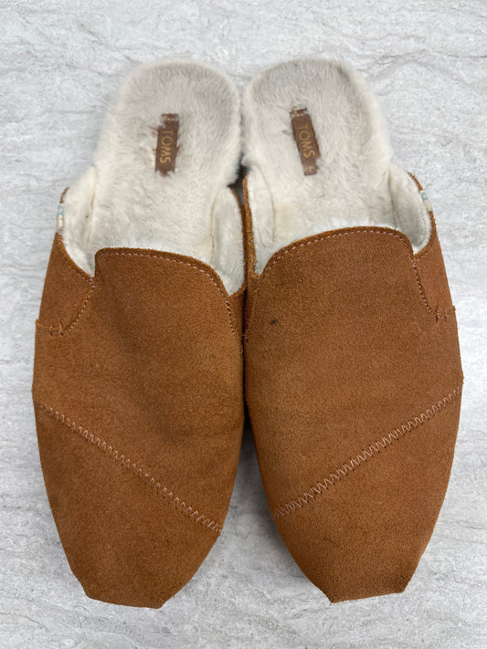 Slippers By Toms  Size: 8.5