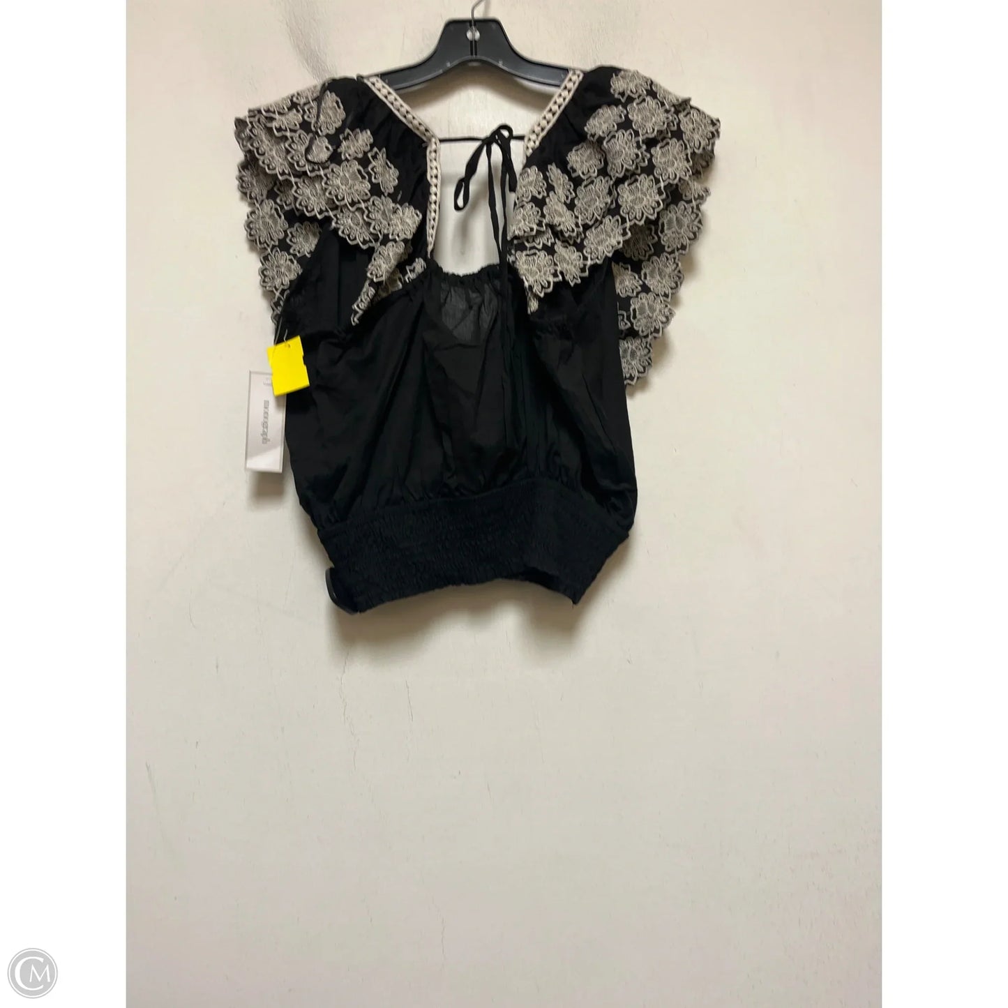 Top Short Sleeve By Clothes Mentor In Black & Cream, Size: M