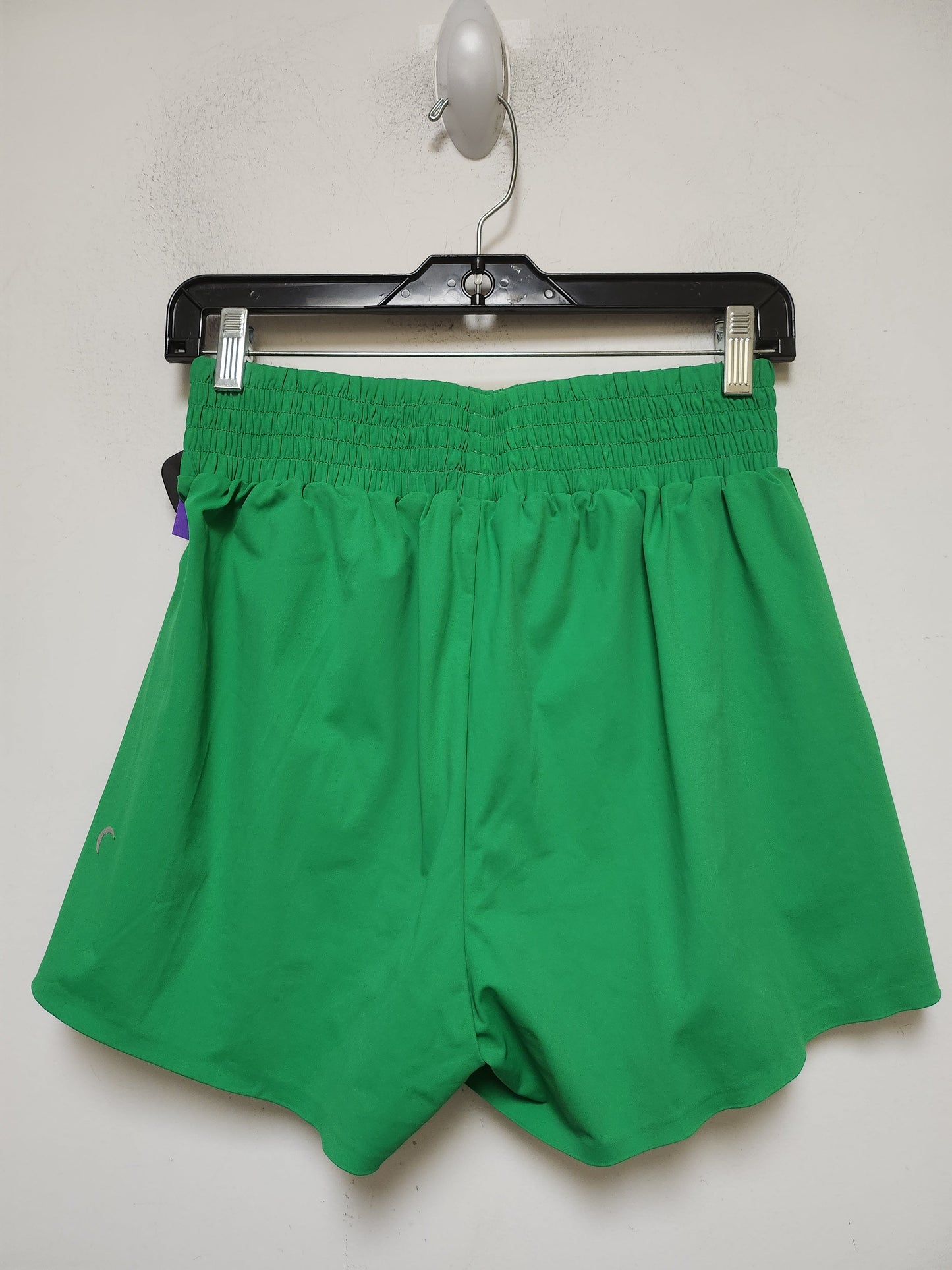 Green Athletic Shorts Zyia, Size M