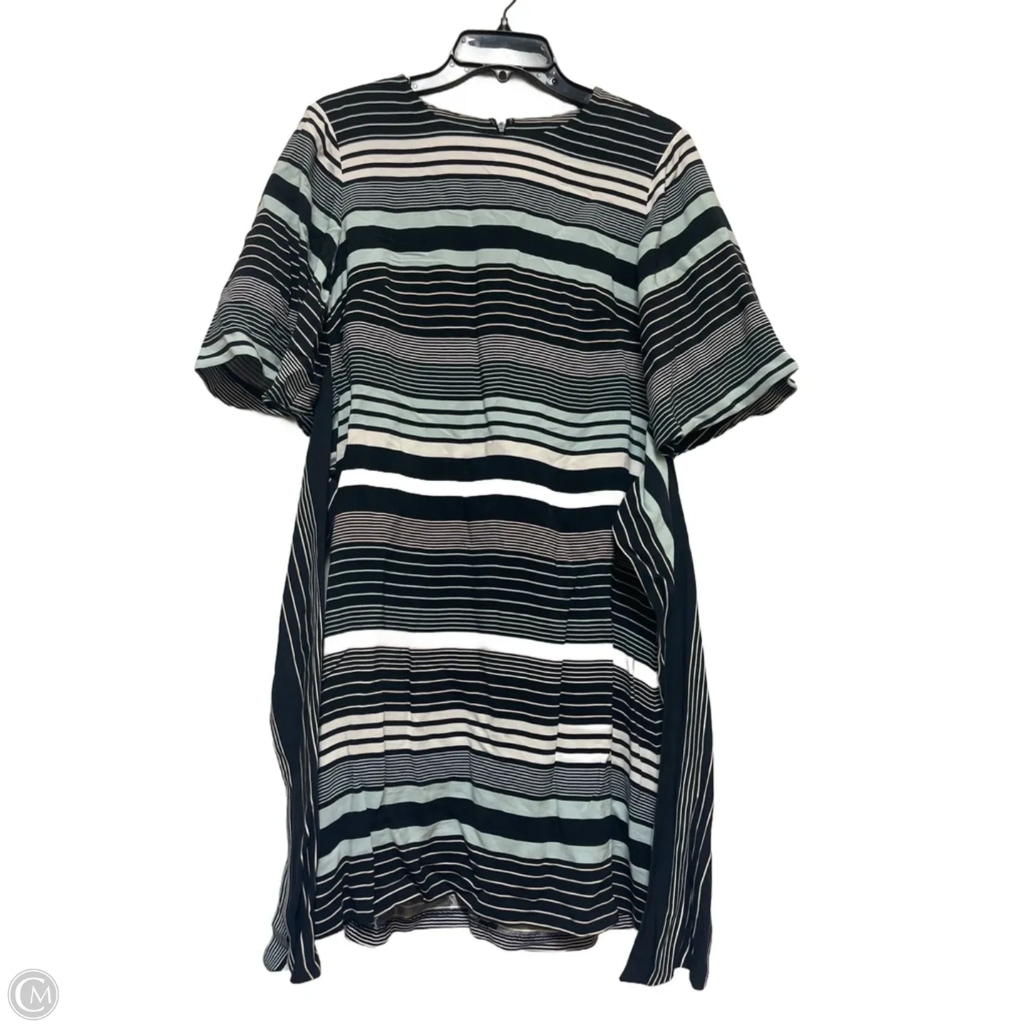 Dress Casual Short By Ann Taylor In Striped Pattern, Size: Xs