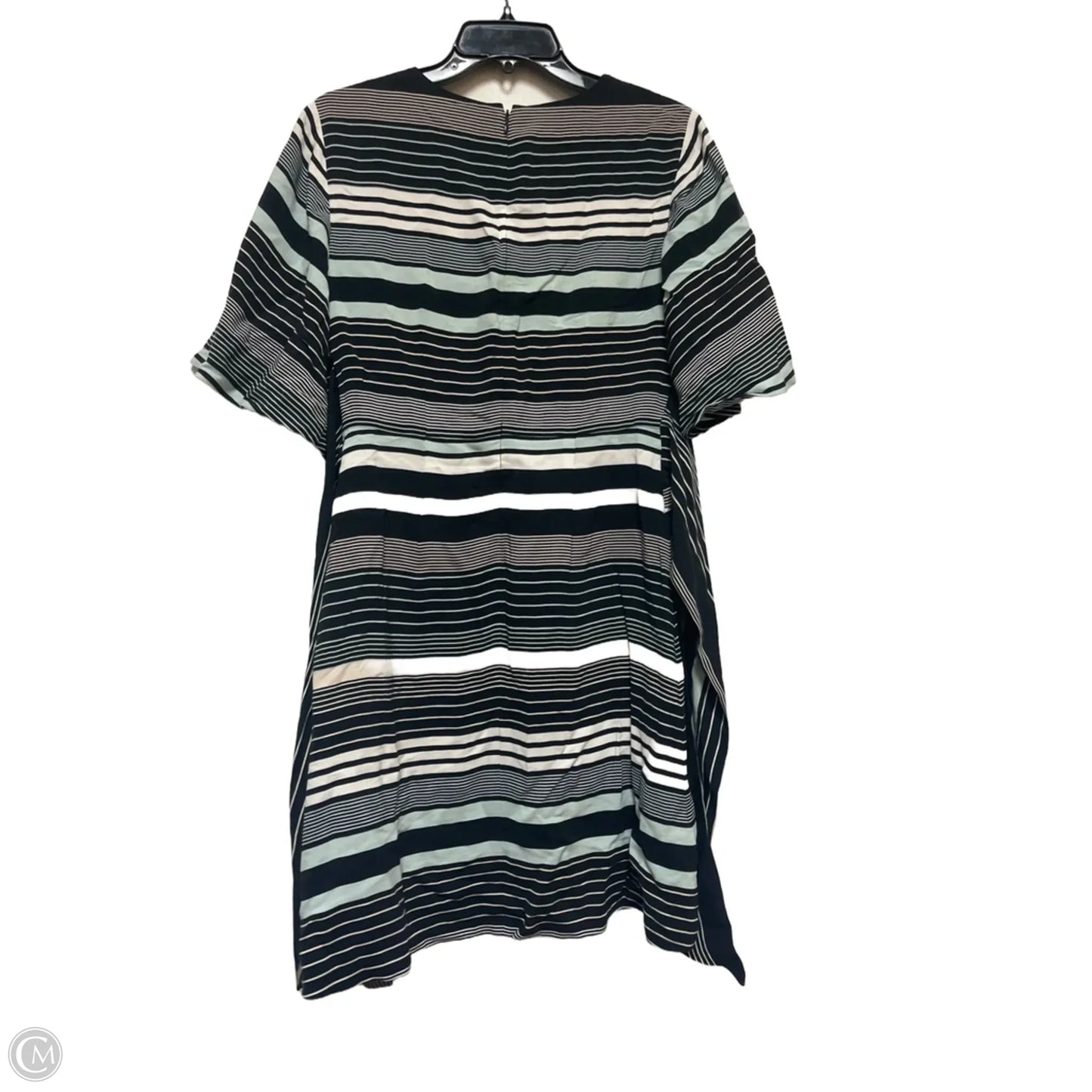 Dress Casual Short By Ann Taylor In Striped Pattern, Size: Xs