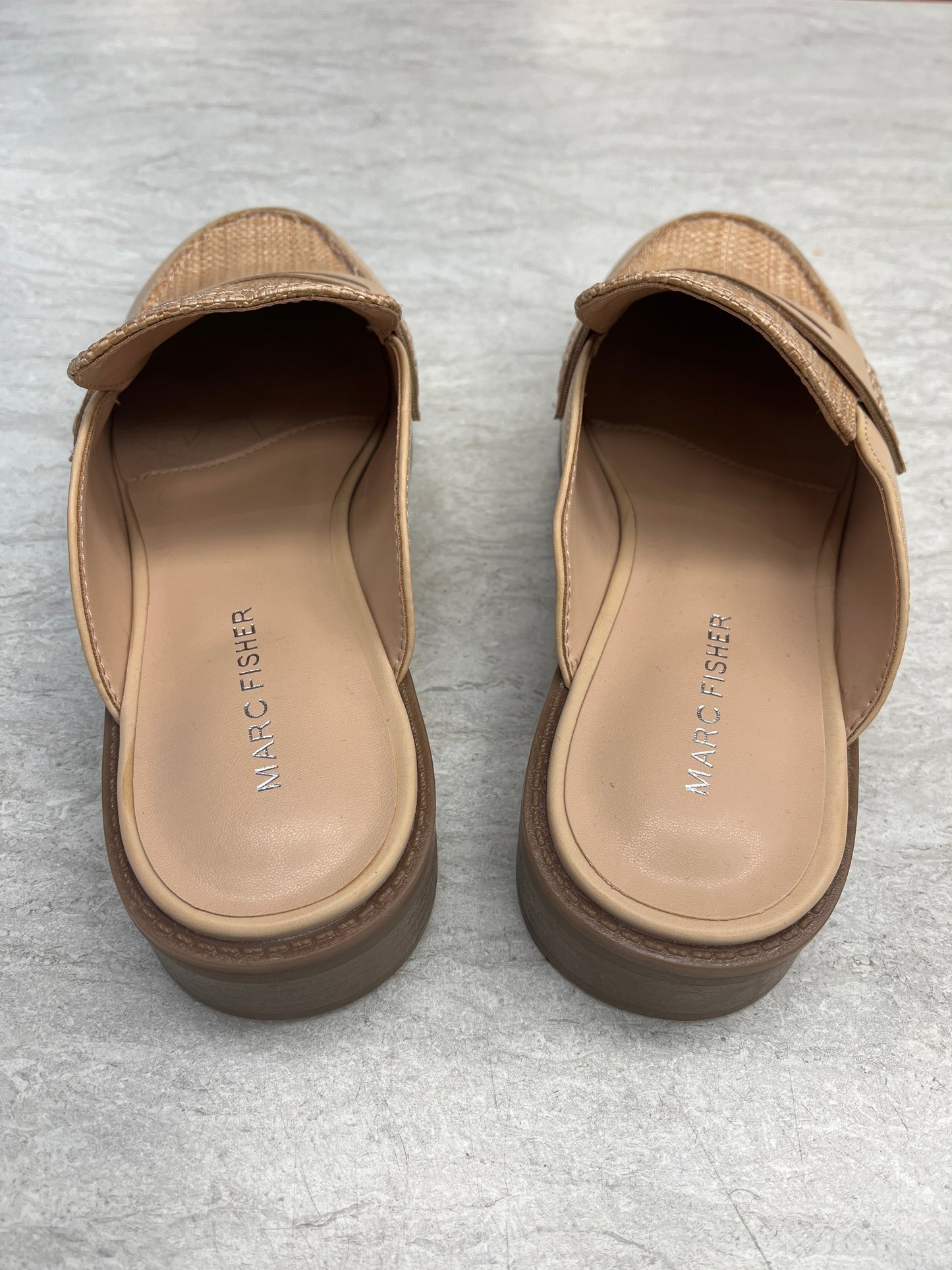 Tan Shoes Flats Marc Fisher, Size 7.5