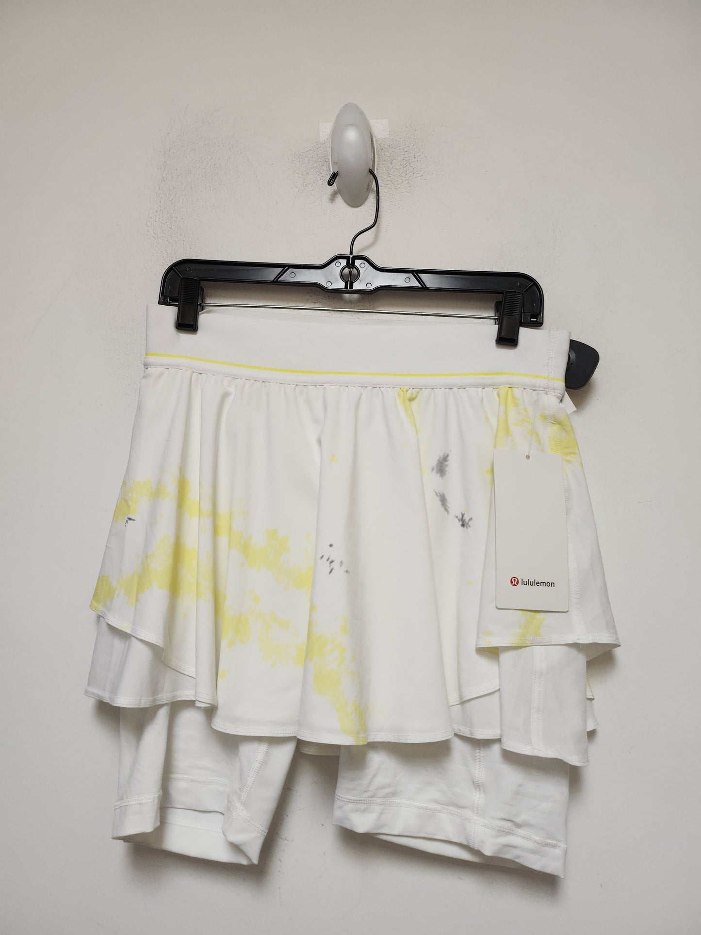 White & Yellow Athletic Skort Lululemon, Size 8