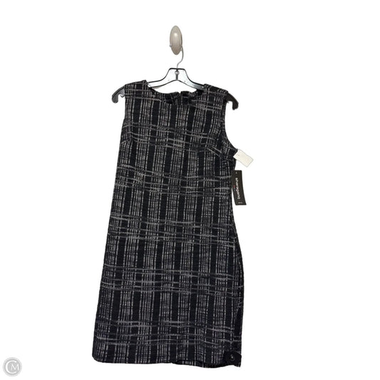 Dress Casual Short By Sharagano In Plaid Pattern, Size: M