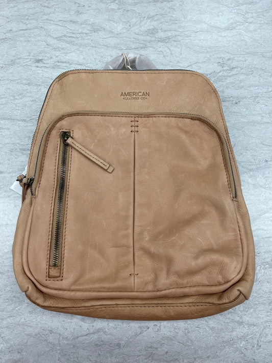 Backpack Leather Clothes Mentor, Size Medium