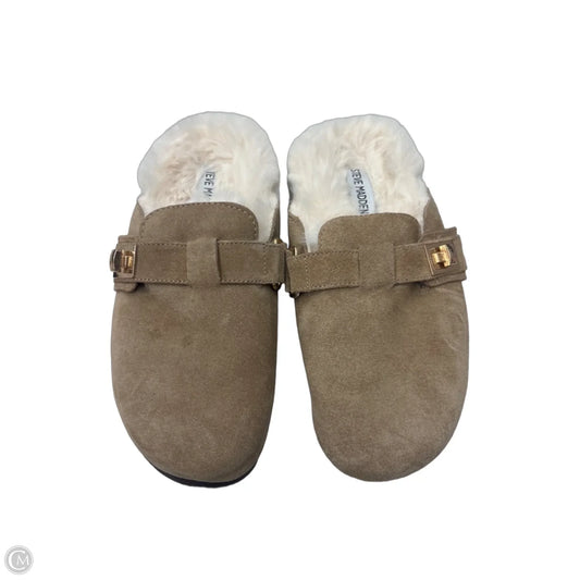 Shoes Flats By Steve Madden In Tan & White, Size: 7