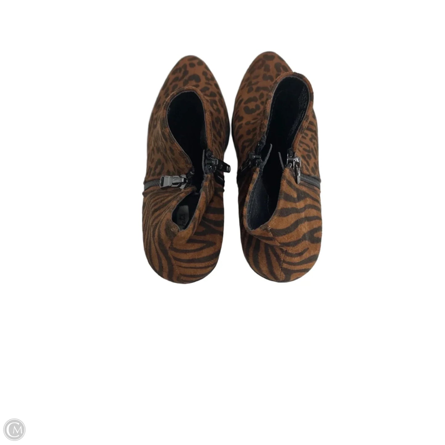Boots Ankle Flats By Clothes Mentor In Animal Print, Size: 7.5