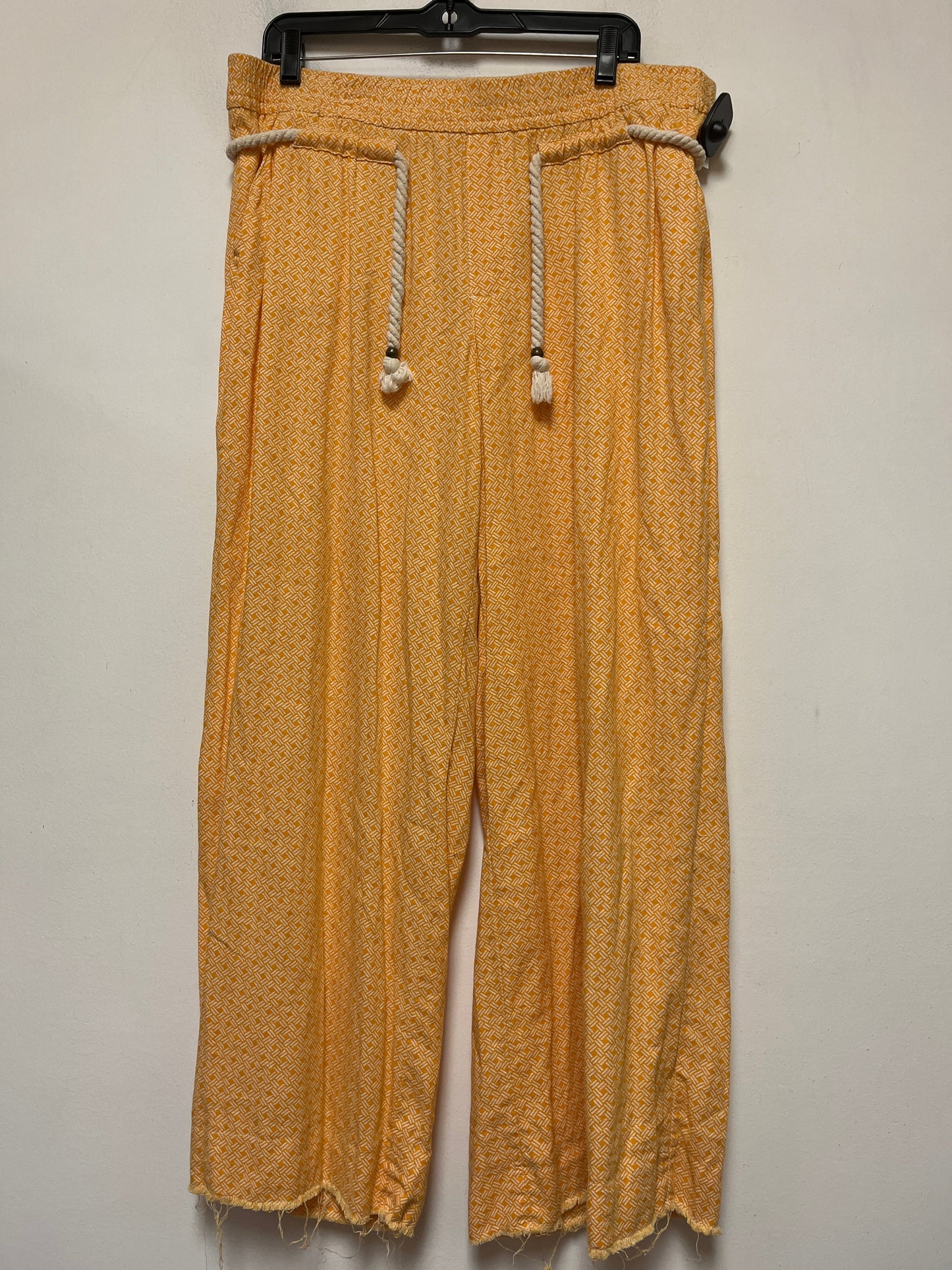 Yellow Pants Wide Leg Versona, Size 14