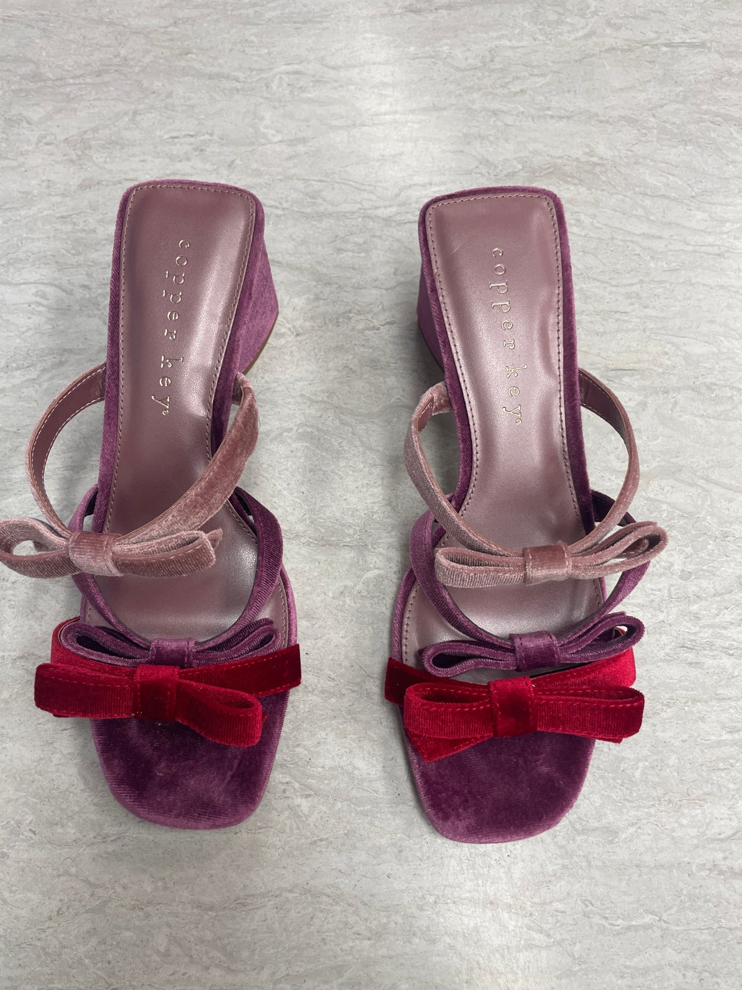 Shoes Heels Block By Copper Key In Purple & Red, Size: 9.5