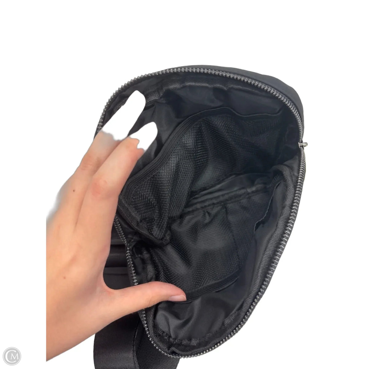 Belt Bag By Clothes Mentor, Size: Small