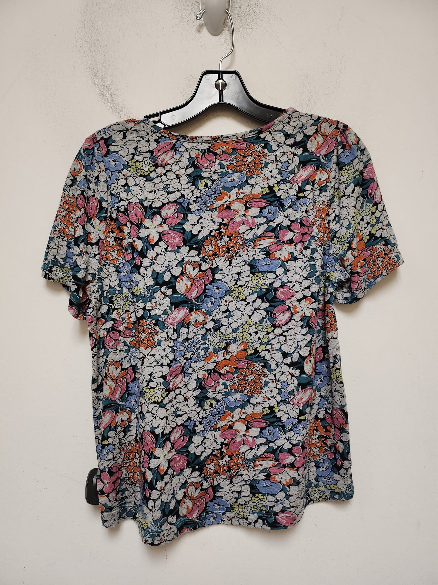 Top Short Sleeve Basic By Anthropologie In Floral Print, Size: S