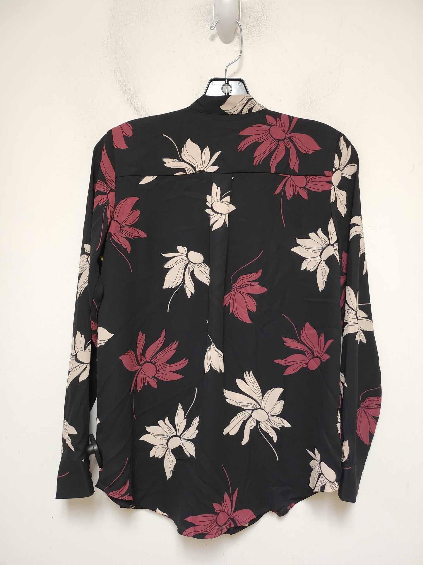 Top Long Sleeve By Ann Taylor In Floral Print, Size: Xs