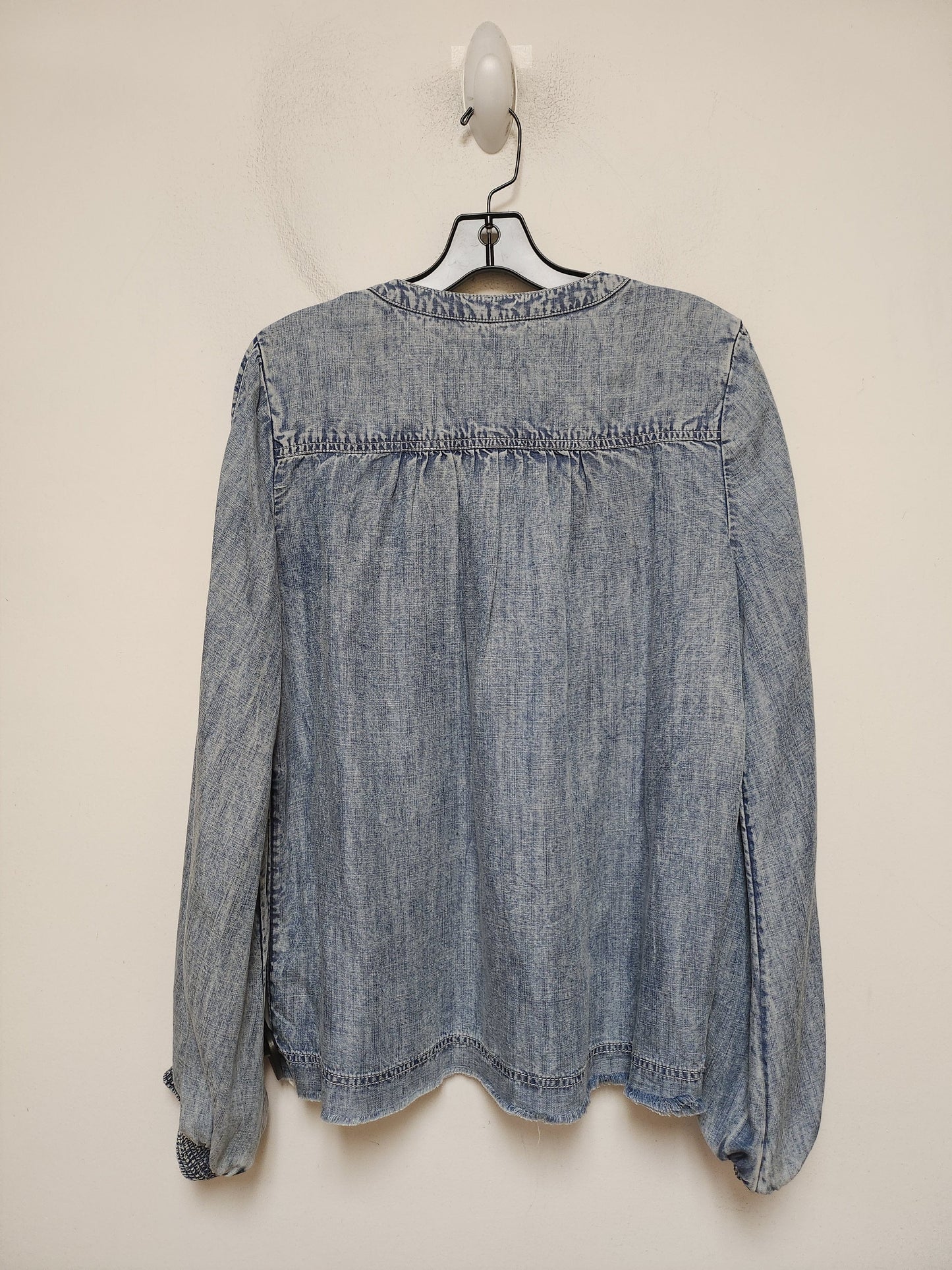 Top Long Sleeve By Pilcro In Blue Denim, Size: S