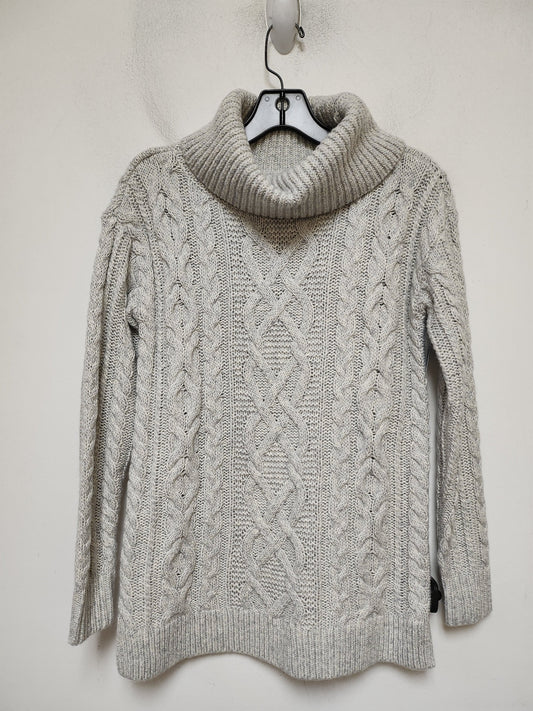 Sweater By Loft In Grey, Size: Xs